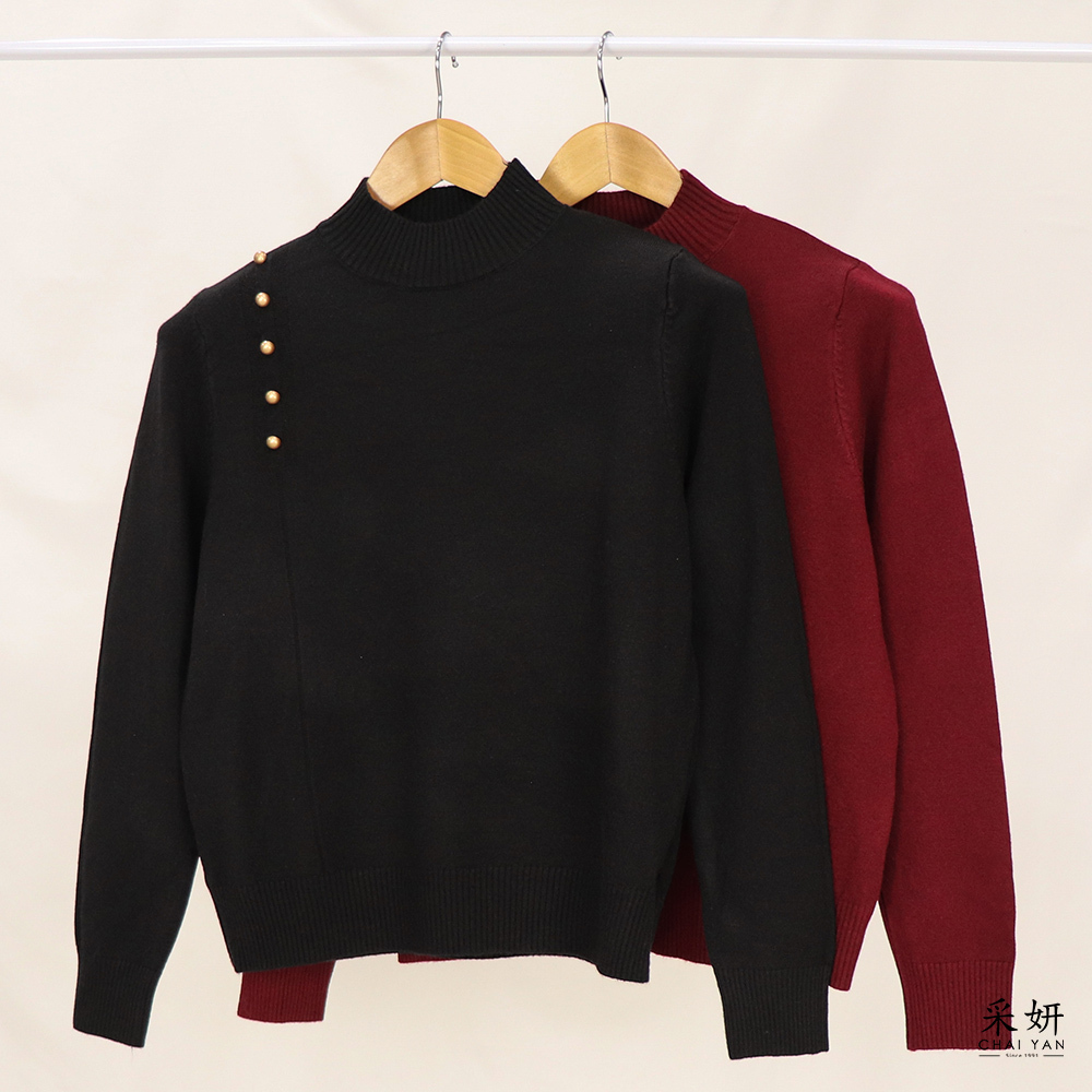 圓釦高領針織長袖上衣