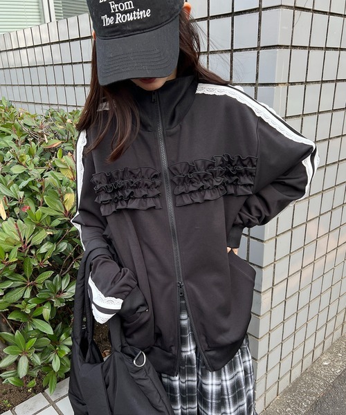 日本預訂 WINTER SALE WO Frill gathered track jacket