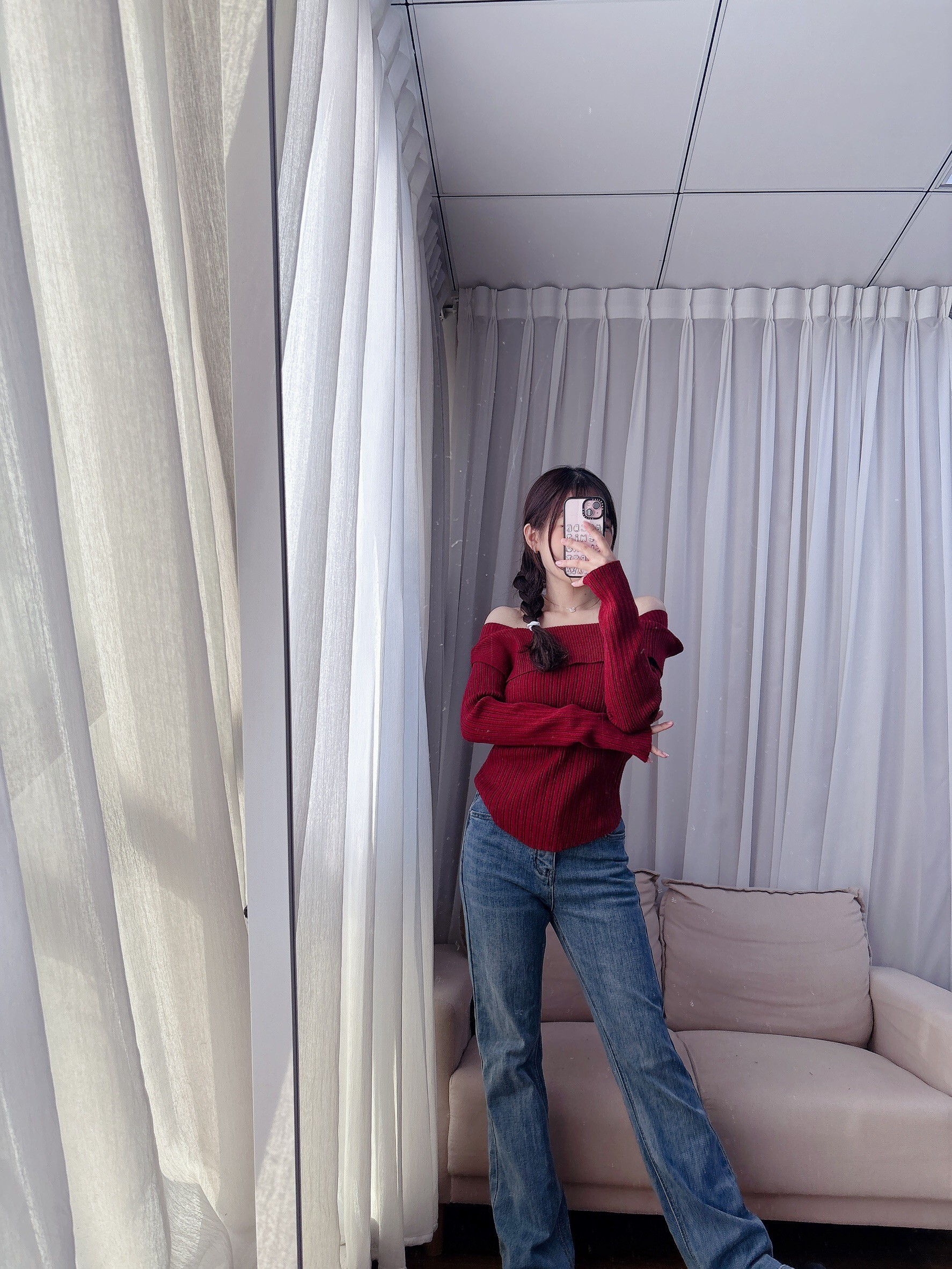 Plain off-the-shoulder ribbed knit top