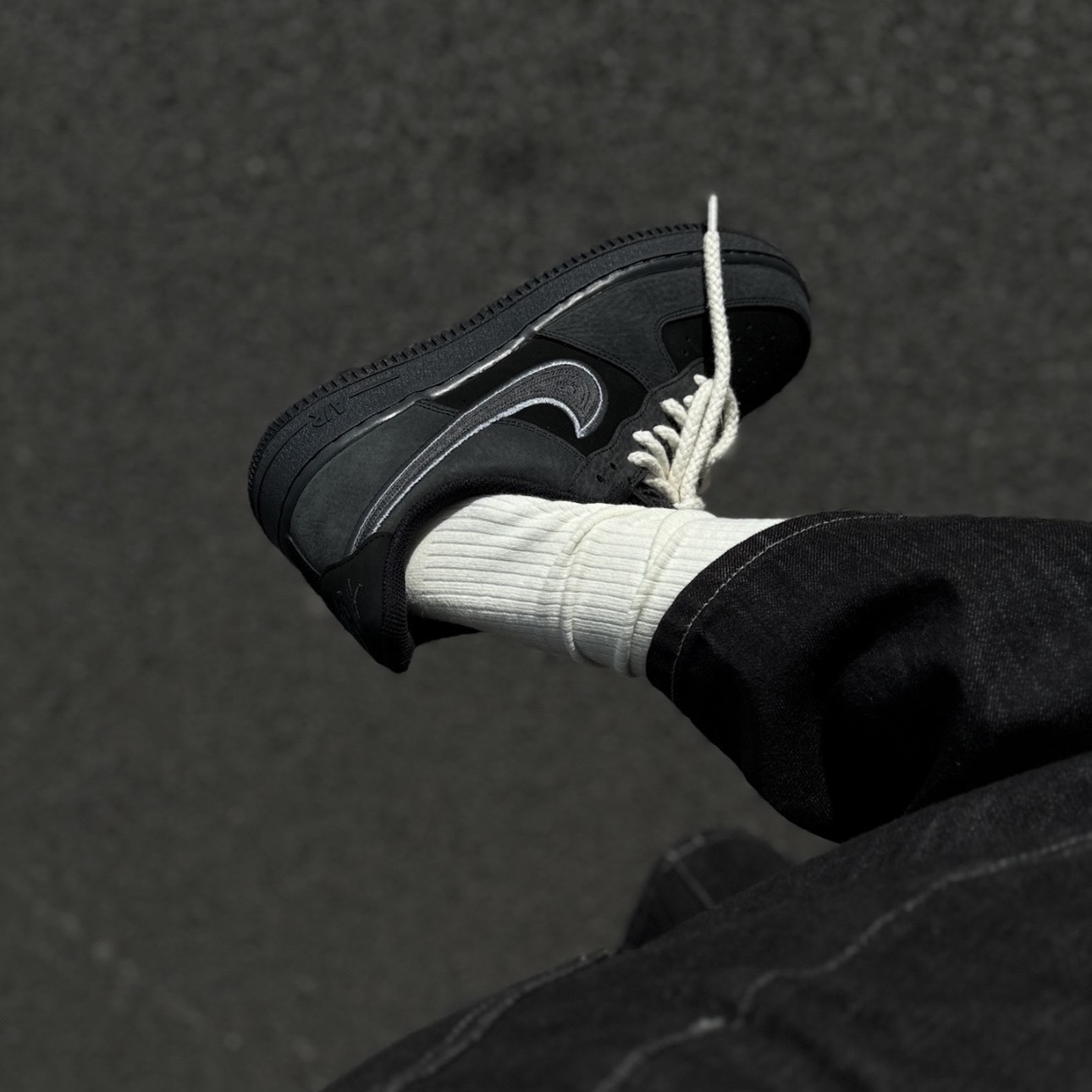 NIKE AIR FORCE 1 灰黑 銀勾 拼接 休閒鞋 男鞋 IB6842-002