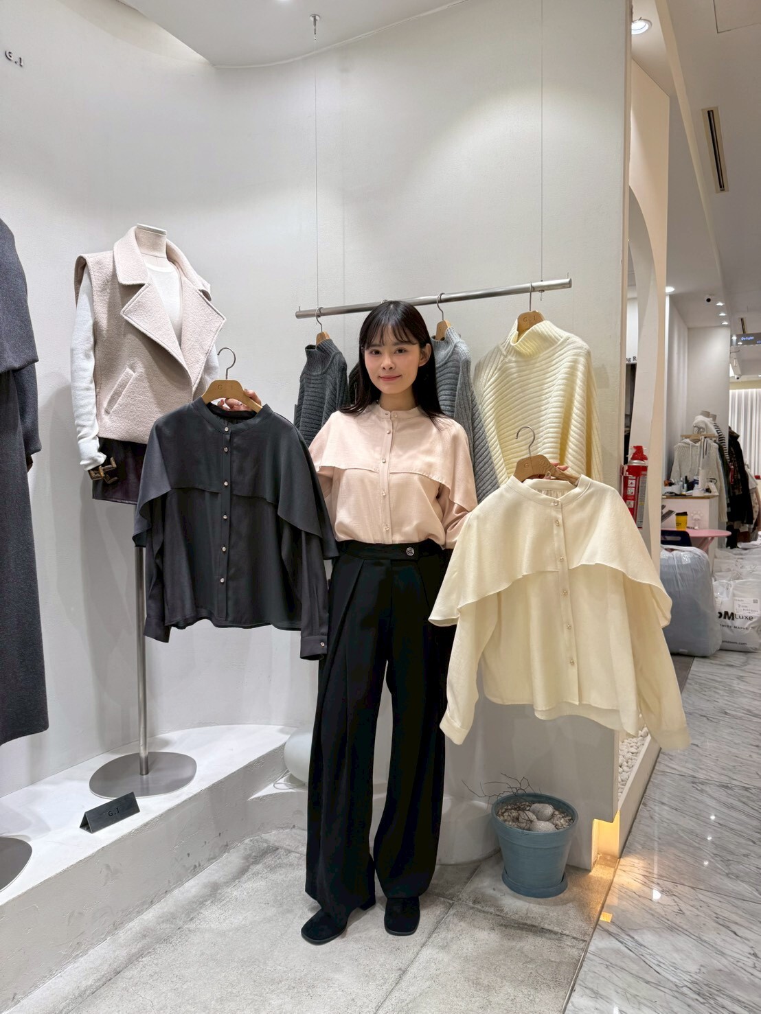 GI5404 斗篷疊層細節立領襯衫