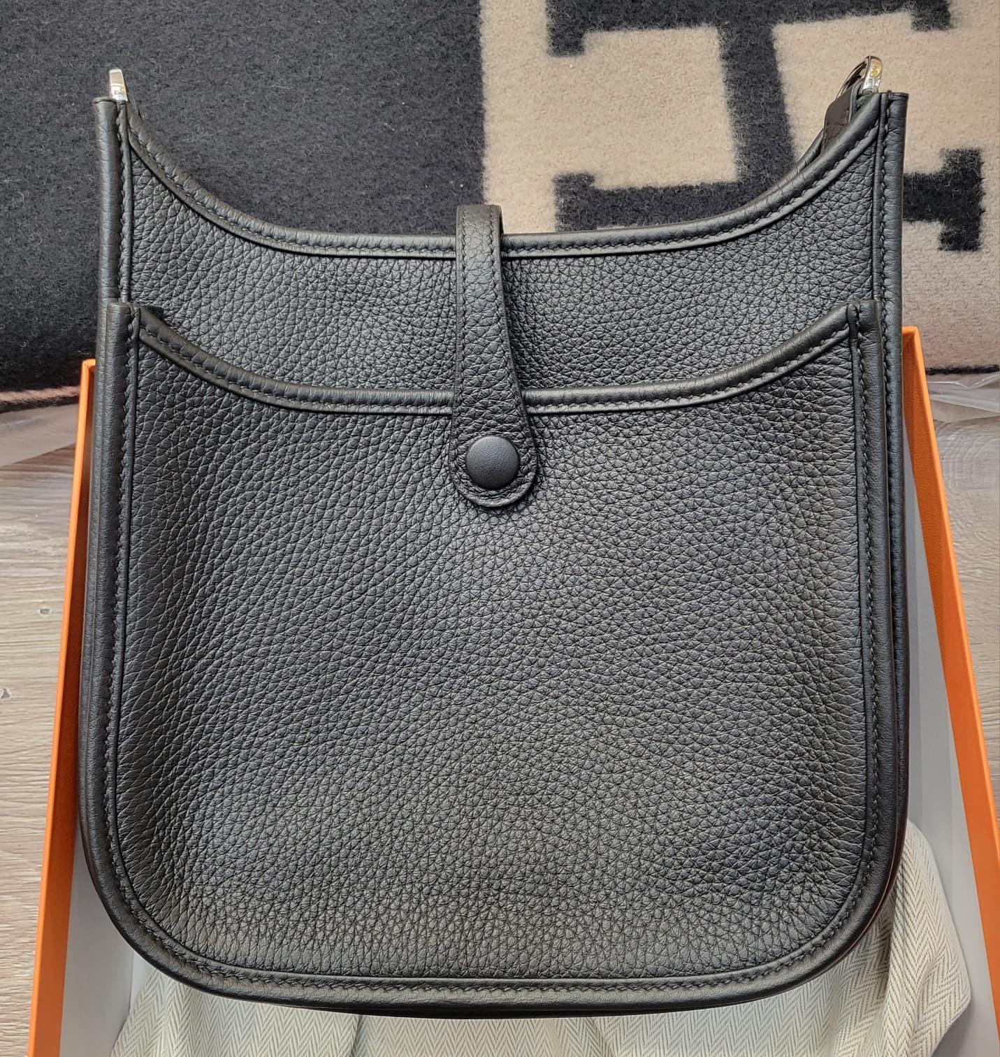 HERMES EVELYNE 23 NOIR CK 黑銀