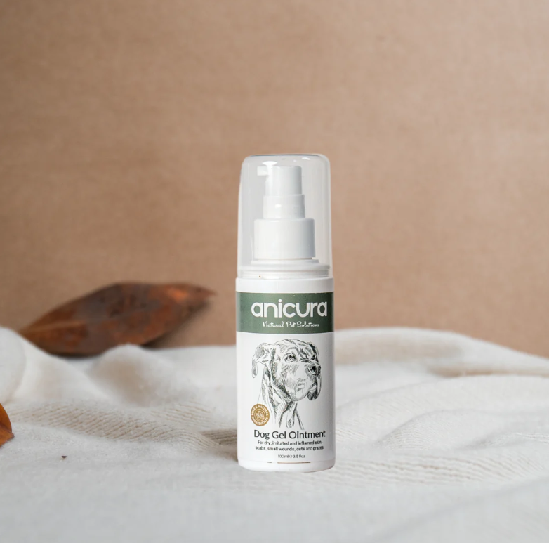 Anicura 狗狗舒緩修護凝膠（Dog Gel）適用於乾燥、搔癢、紅腫與受刺激肌膚