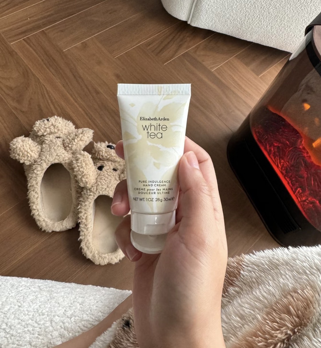 Elizabeth Arden white tea handcream