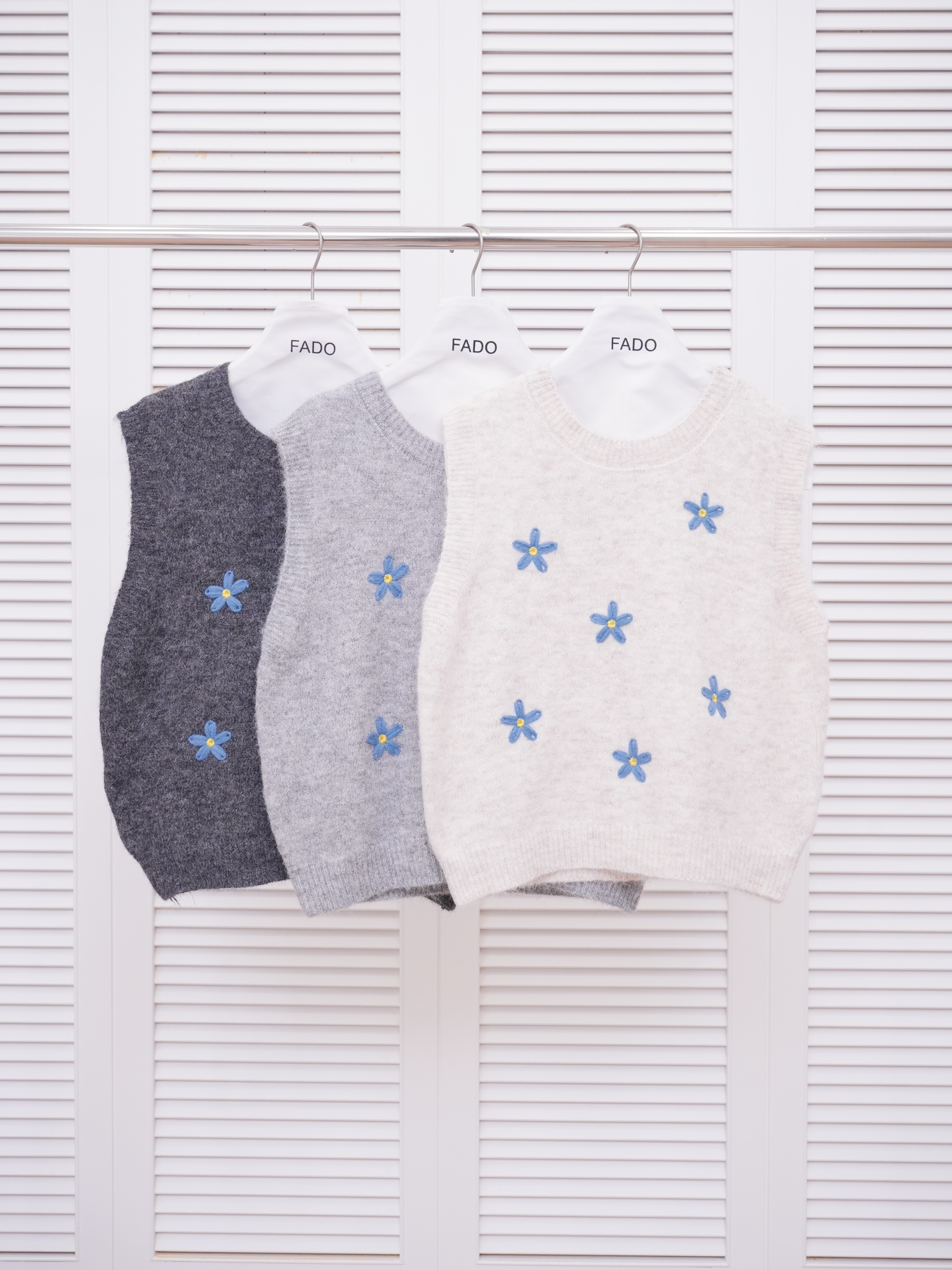 法朵Fado shop｜刺繡花花✿˖˚✿ 針織背心 1104027 三色