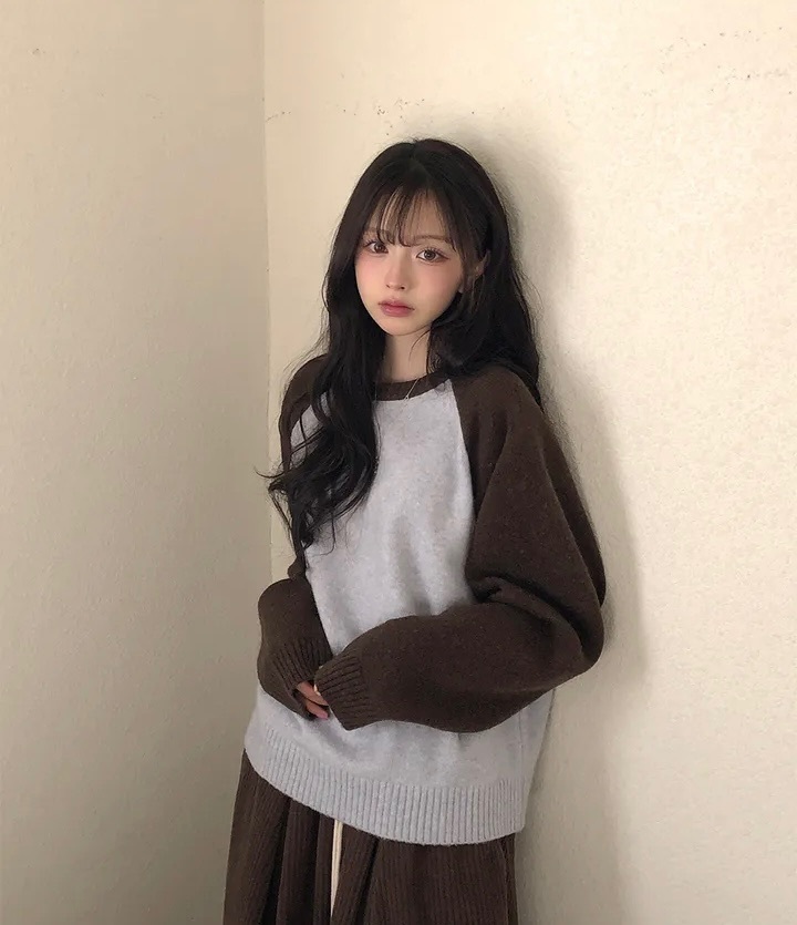 【優惠價預訂】韓國拼色牛角冷衫（4色）