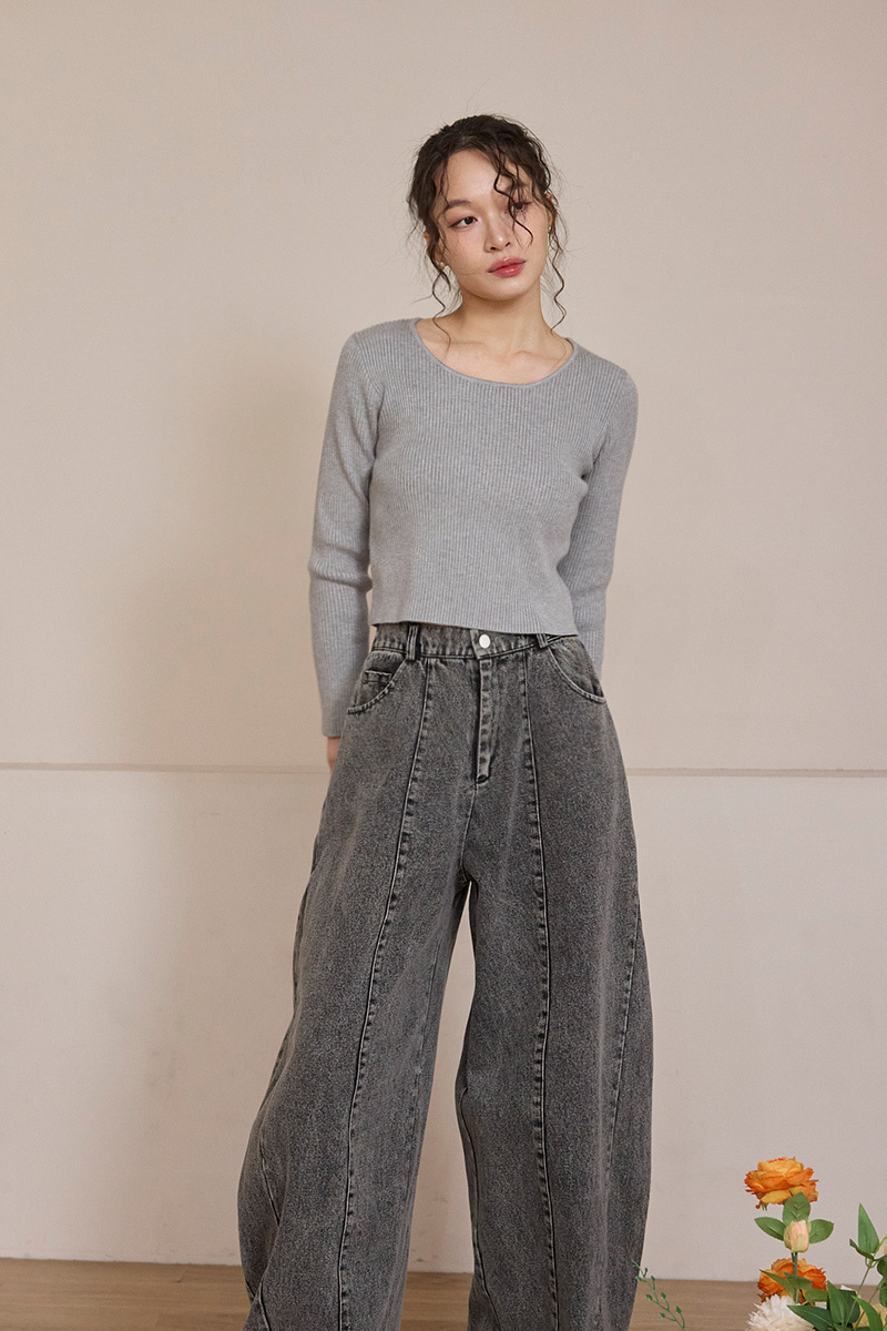 多色U領坑針織上衣