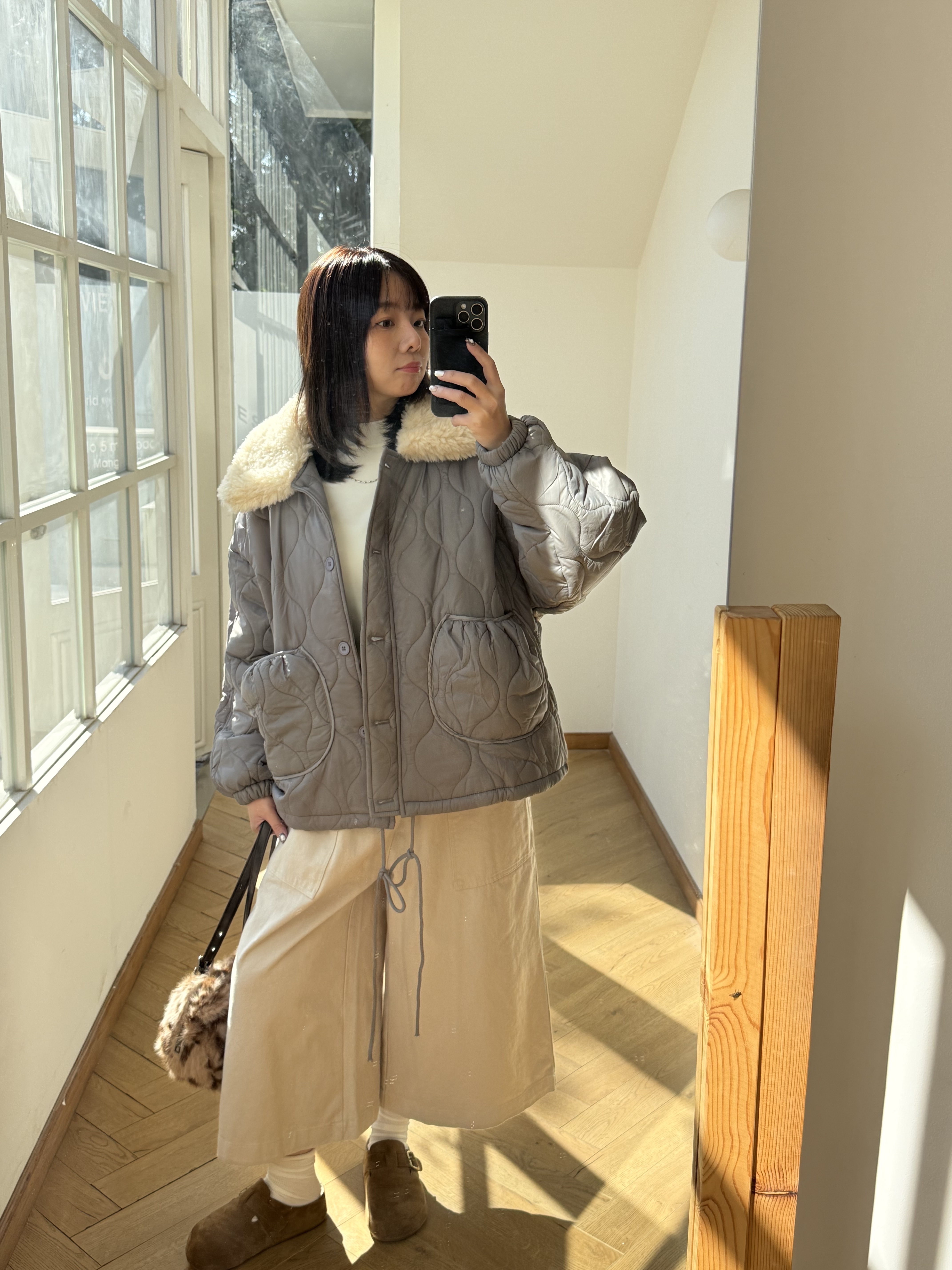 羊羔毛領菱格紋鋪棉外套