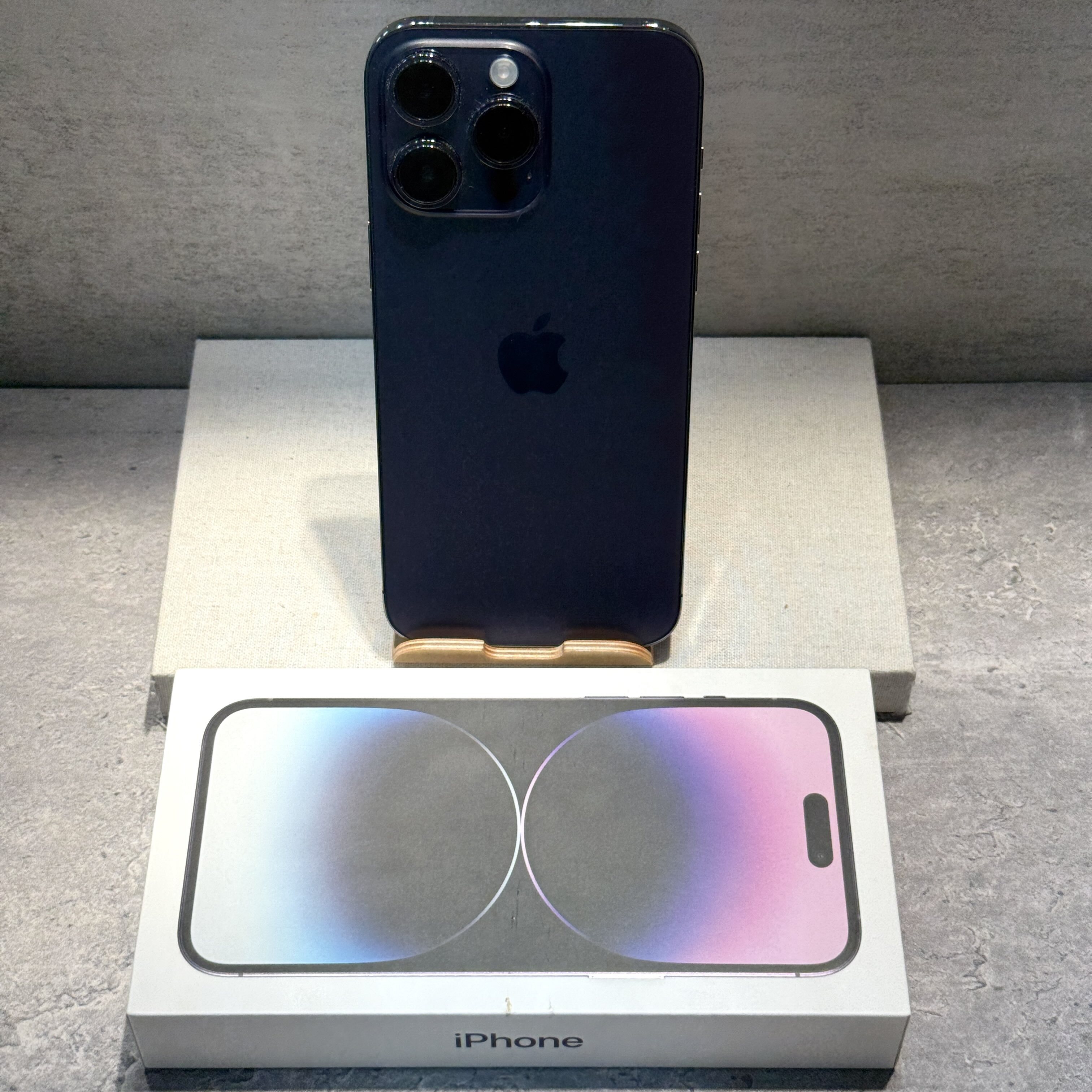 【二手】iPhone 14 Pro Max ｜1TB ｜紫色｜此系列贈 MOZTECH 太空艙行動電源