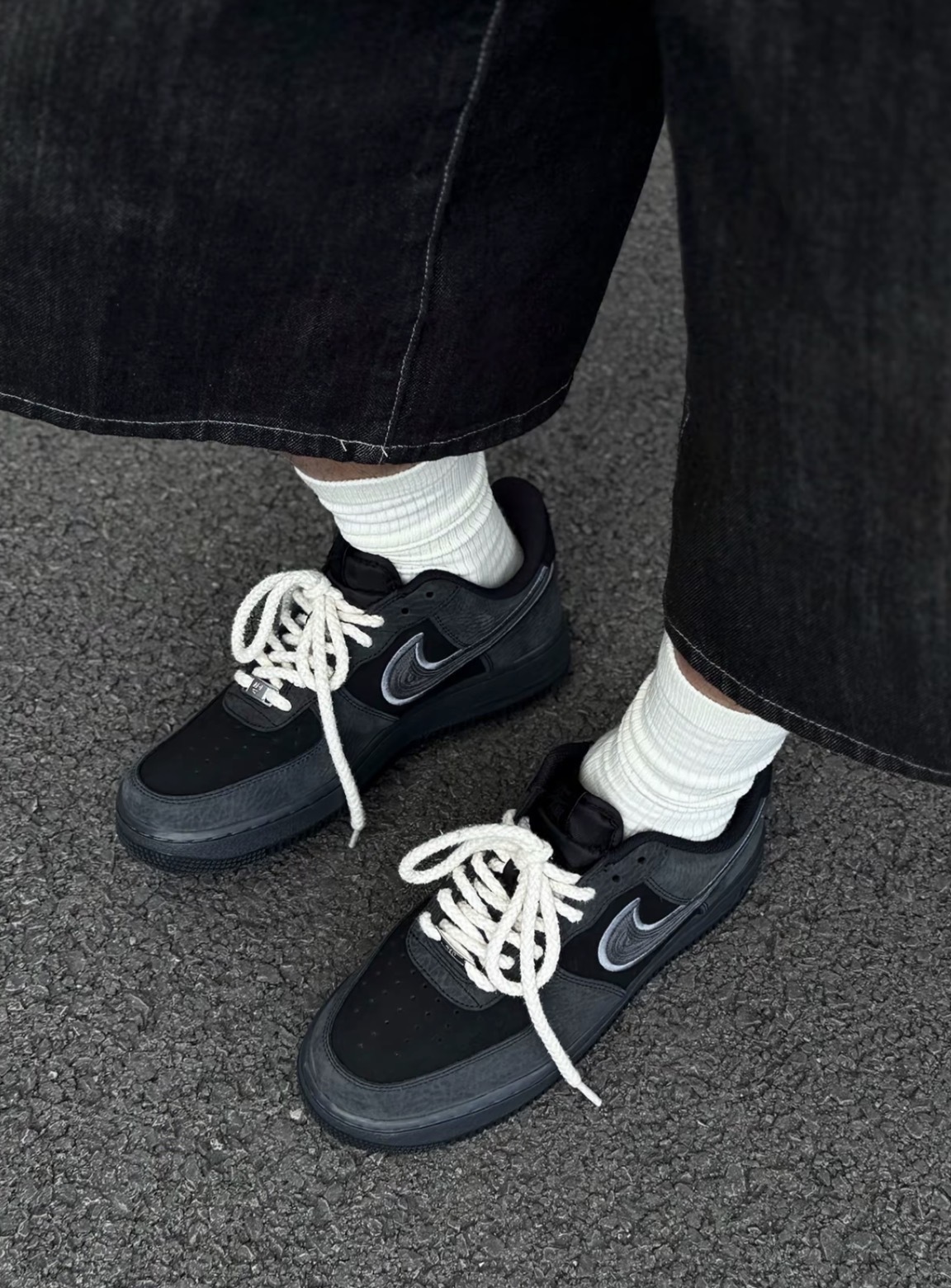 NIKE AIR FORCE 1 07 LV8 男女同款 灰黑