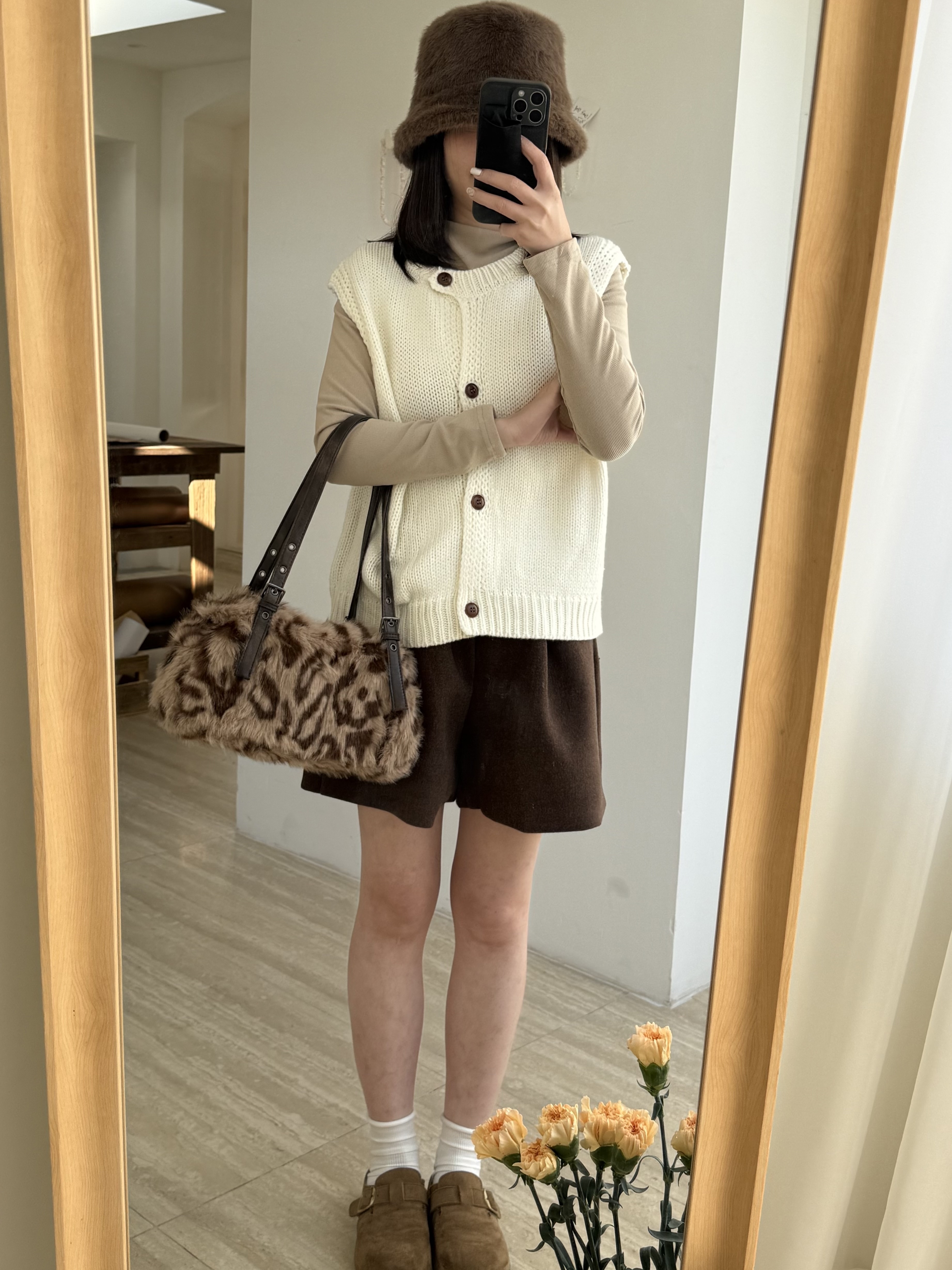 全鬆緊毛呢短褲