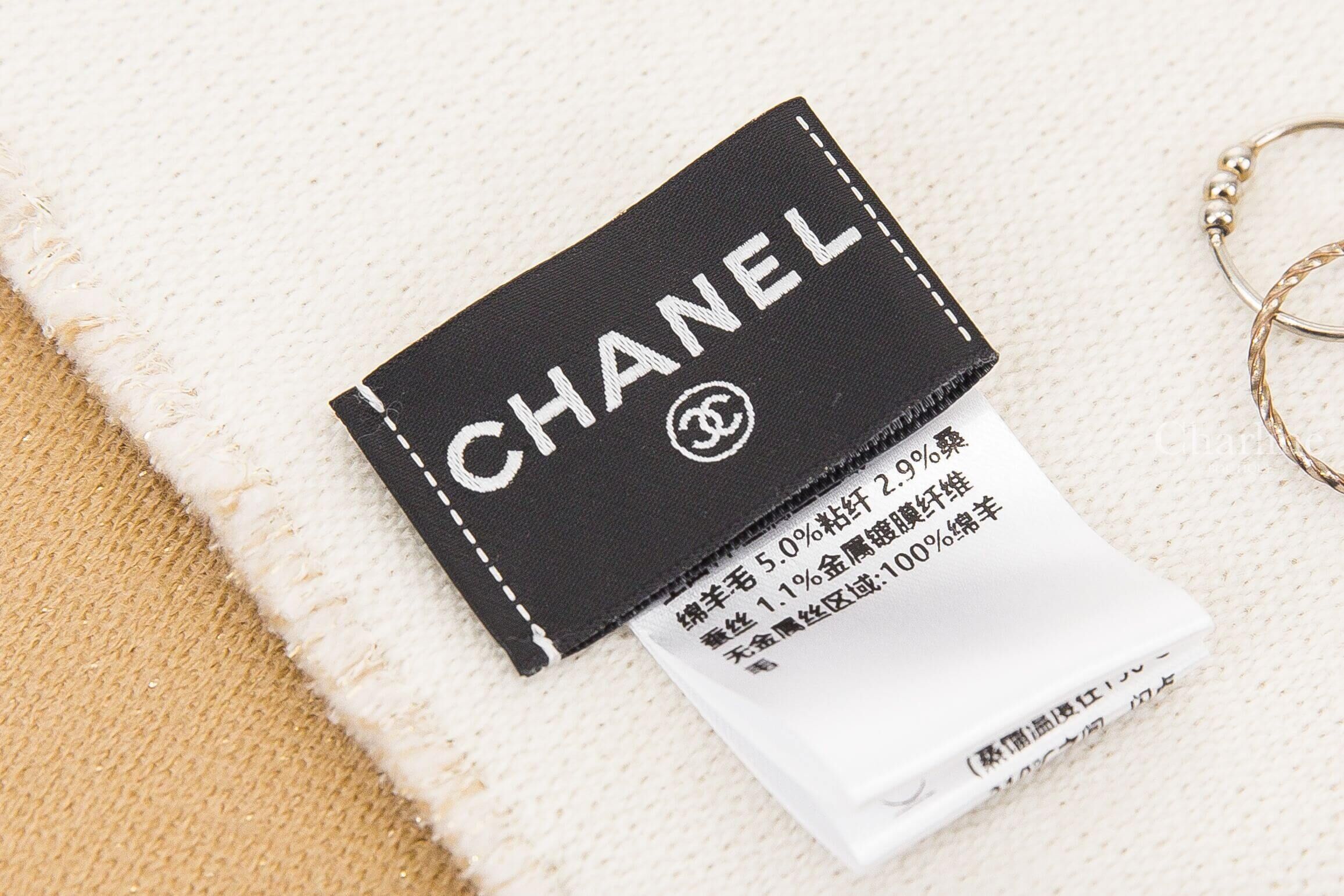 Chanel Scarf 奶茶色底白色金絲滾邊CC羊毛混真絲流蘇圍巾-Charline Boutique 精品代購