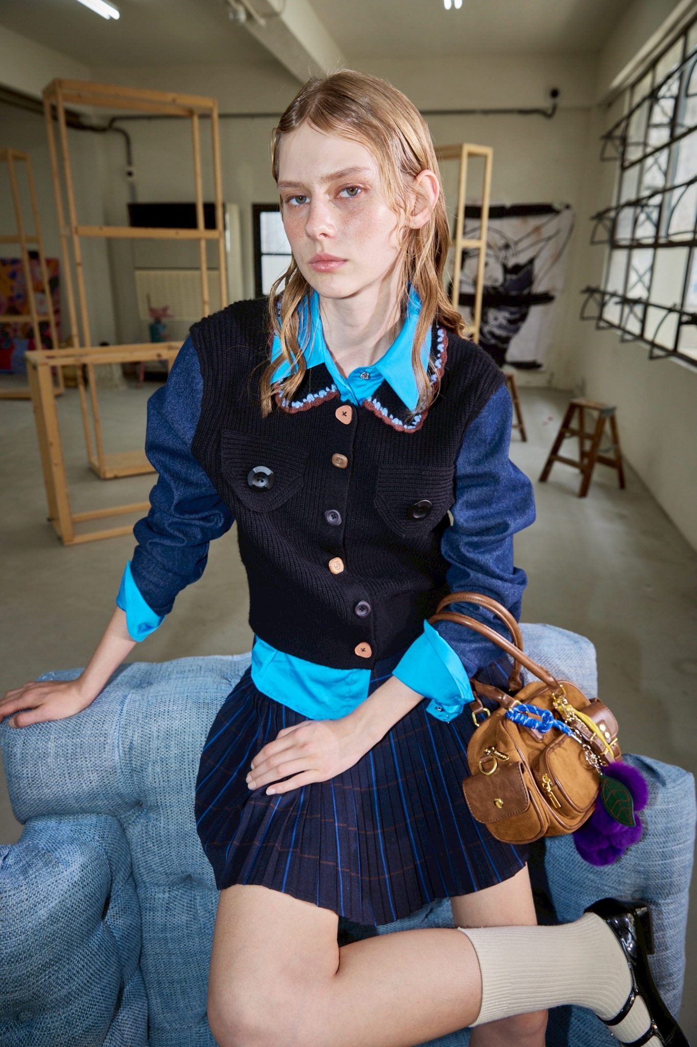 BE15255D1 暮色學院拼接針織外套