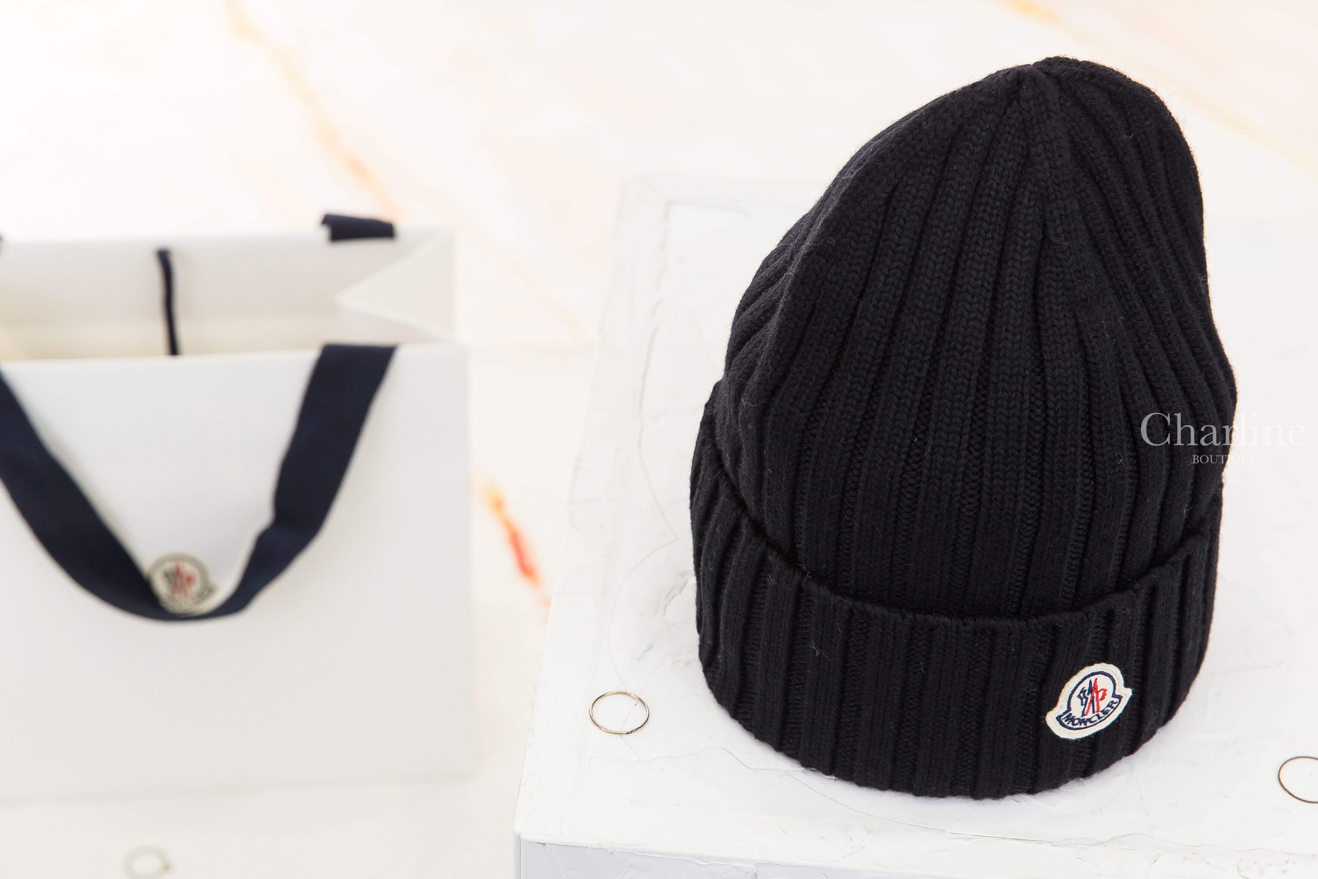 Moncler Wool Beanie 黑色刺繡Logo羊毛針織毛帽-Charline Boutique 精品代購