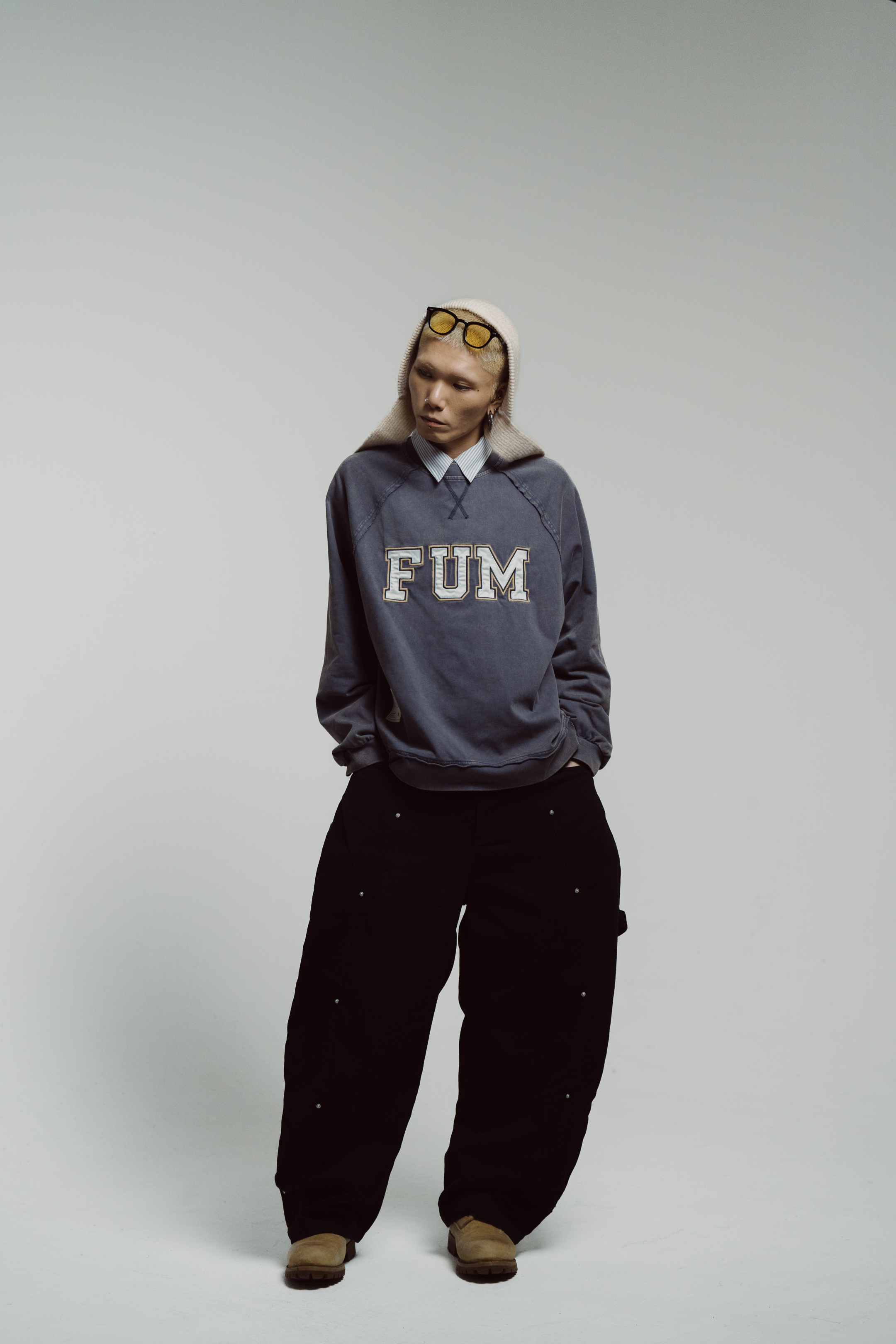 【pre-order】FUM Applique Washed Sweater｜Grey｜Hong Kong Original Design