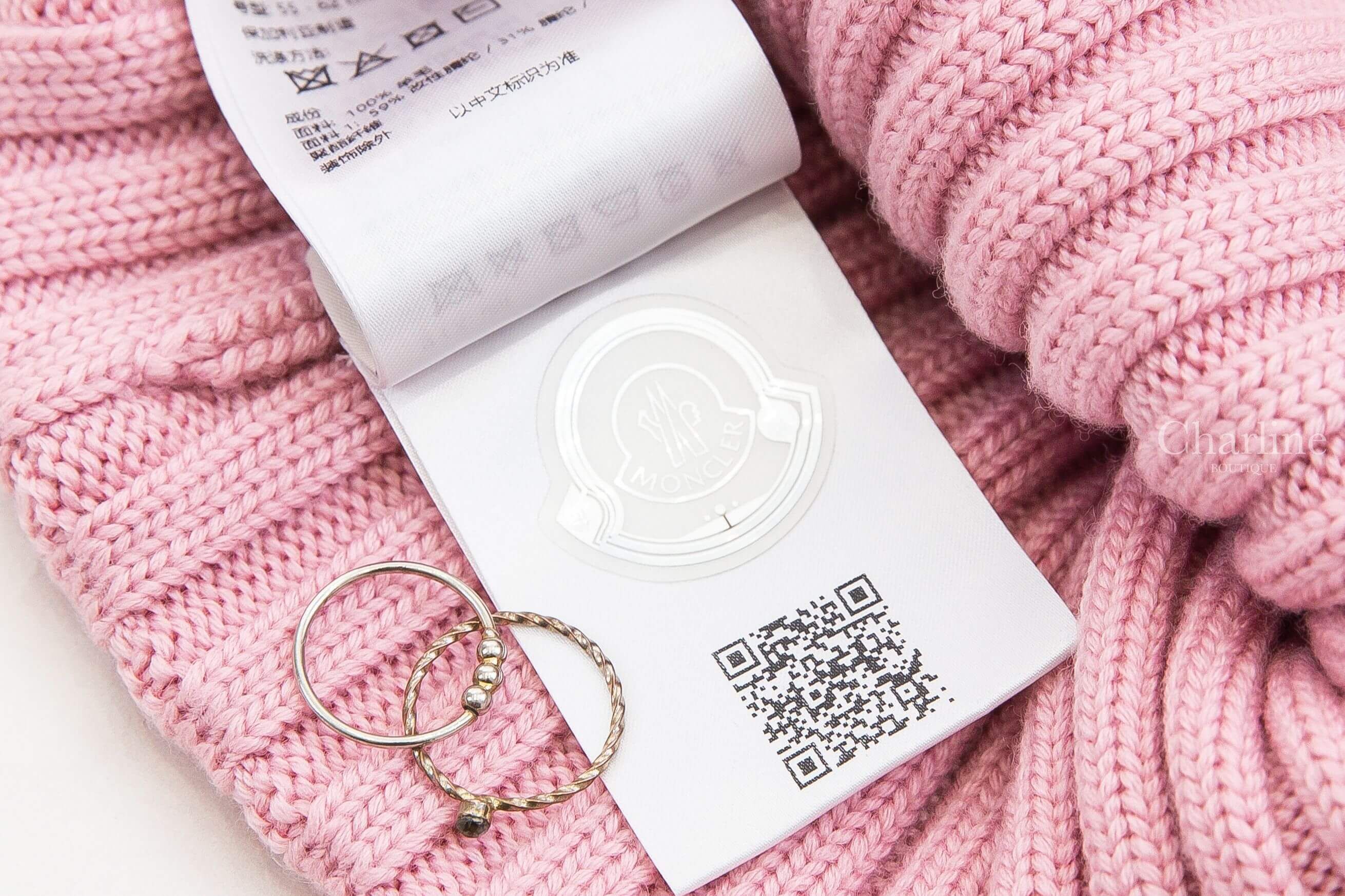 Moncler Wool Beanie With Pom Pom 粉色毛球刺繡Logo羊毛針織毛帽-Charline Boutique 精品代購