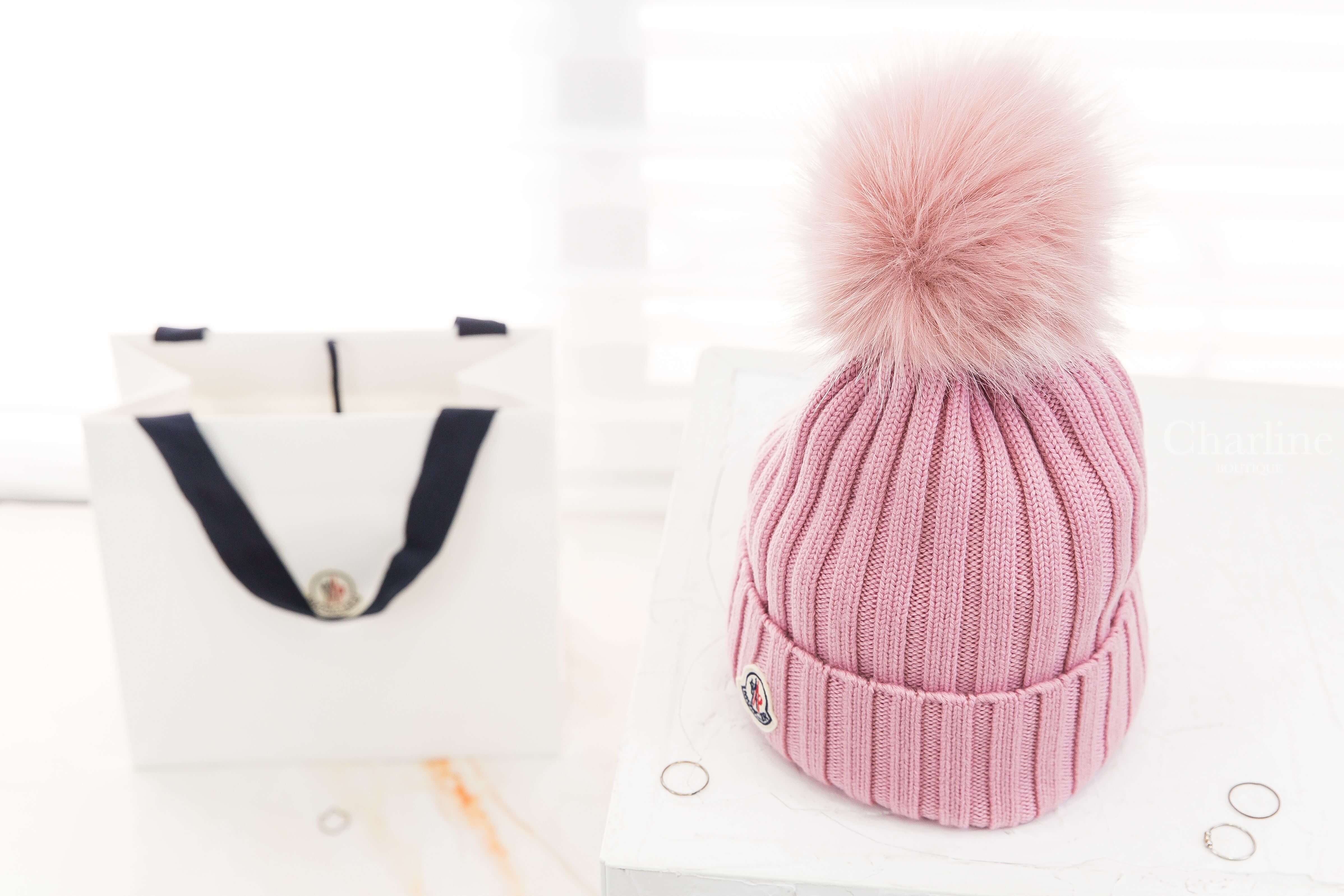 Moncler Wool Beanie With Pom Pom 粉色毛球刺繡Logo羊毛針織毛帽-Charline Boutique 精品代購