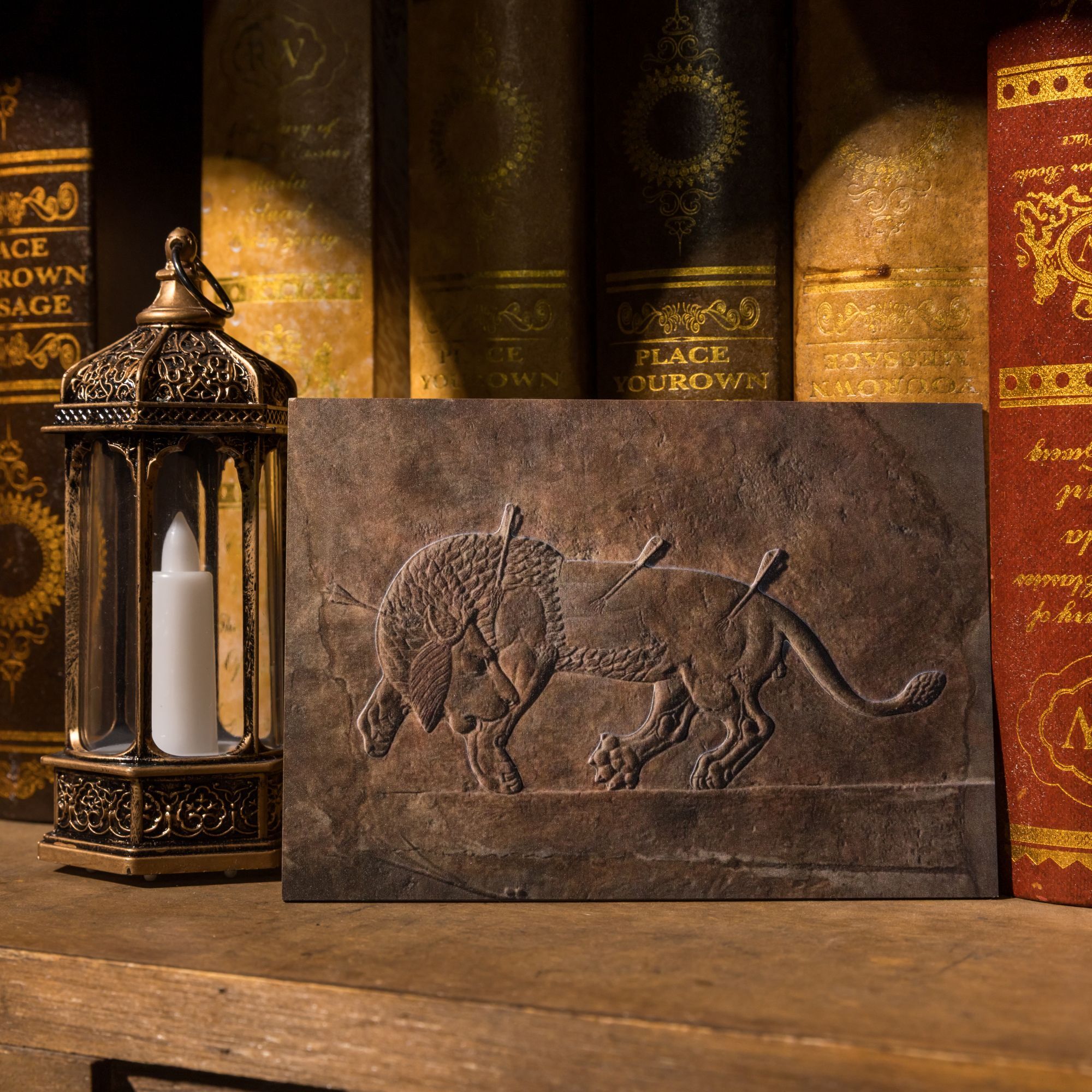 世界古文明 木質明信片｜獵獅浮雕