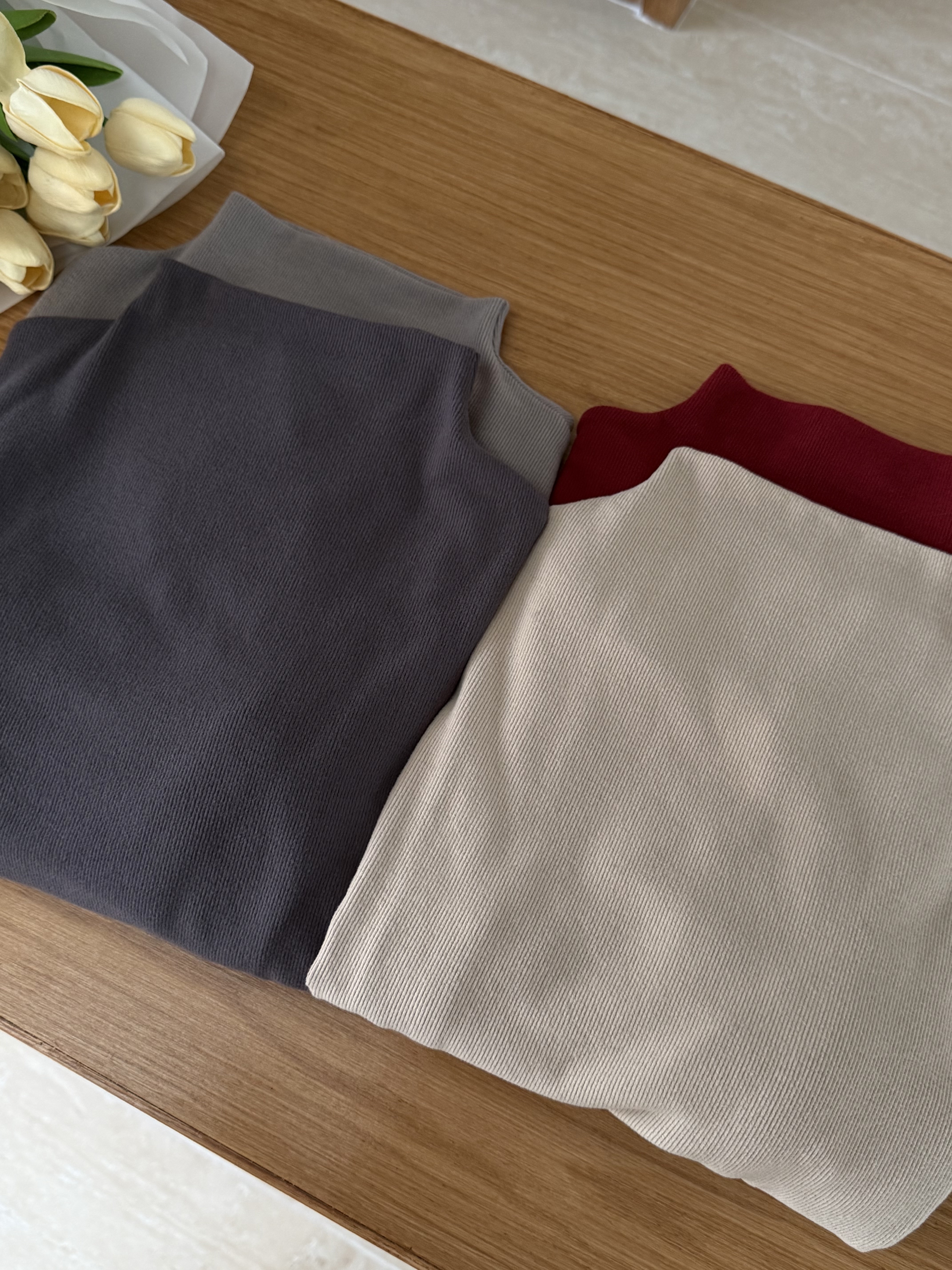 短版小立領磨毛上衣