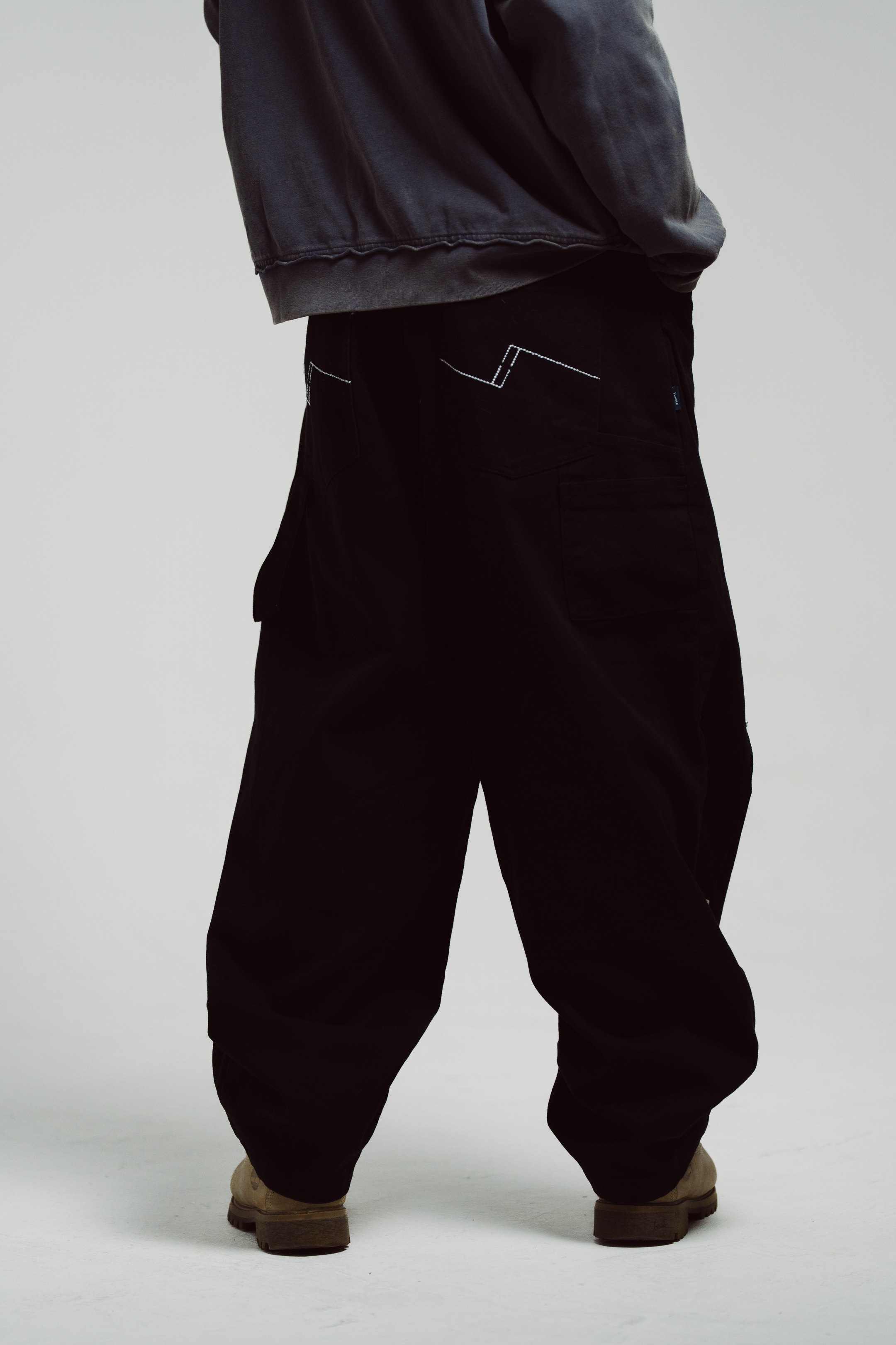 Grinding Balloon Cut Pants｜Black｜Hong Kong Original Design