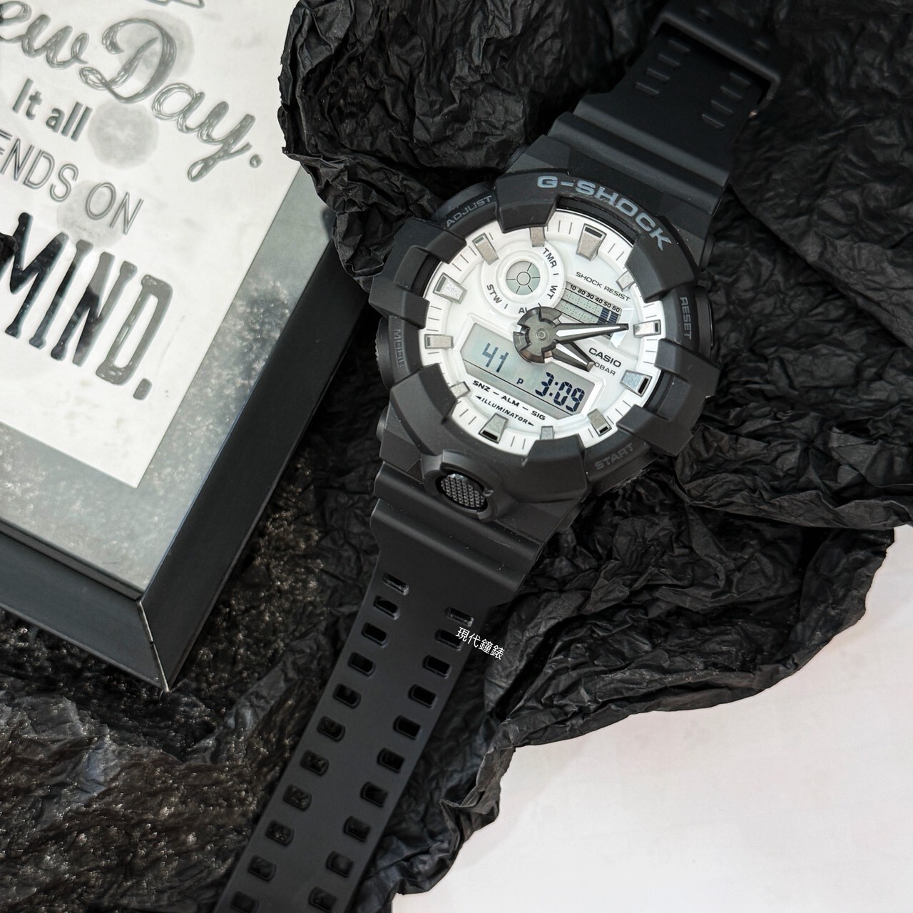 【G-SHOCK】絕對強悍雙顯運動錶GA-700WD-1A 53.4mm 現代鐘錶