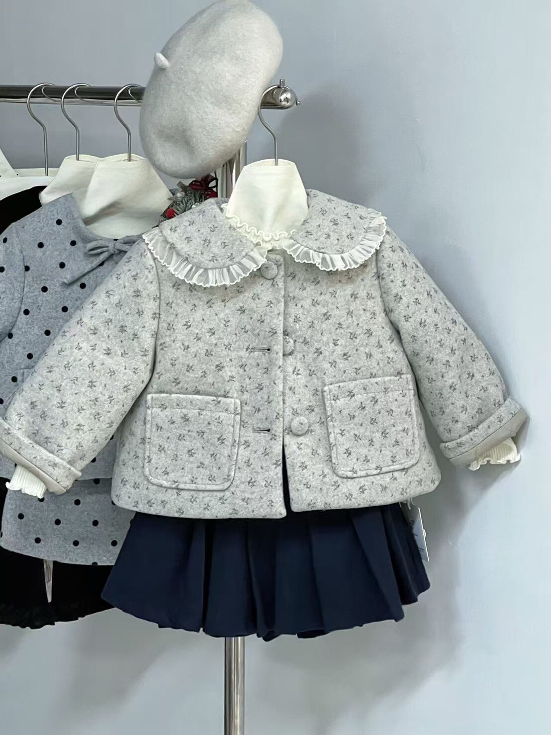 氣質小花荷葉領外套