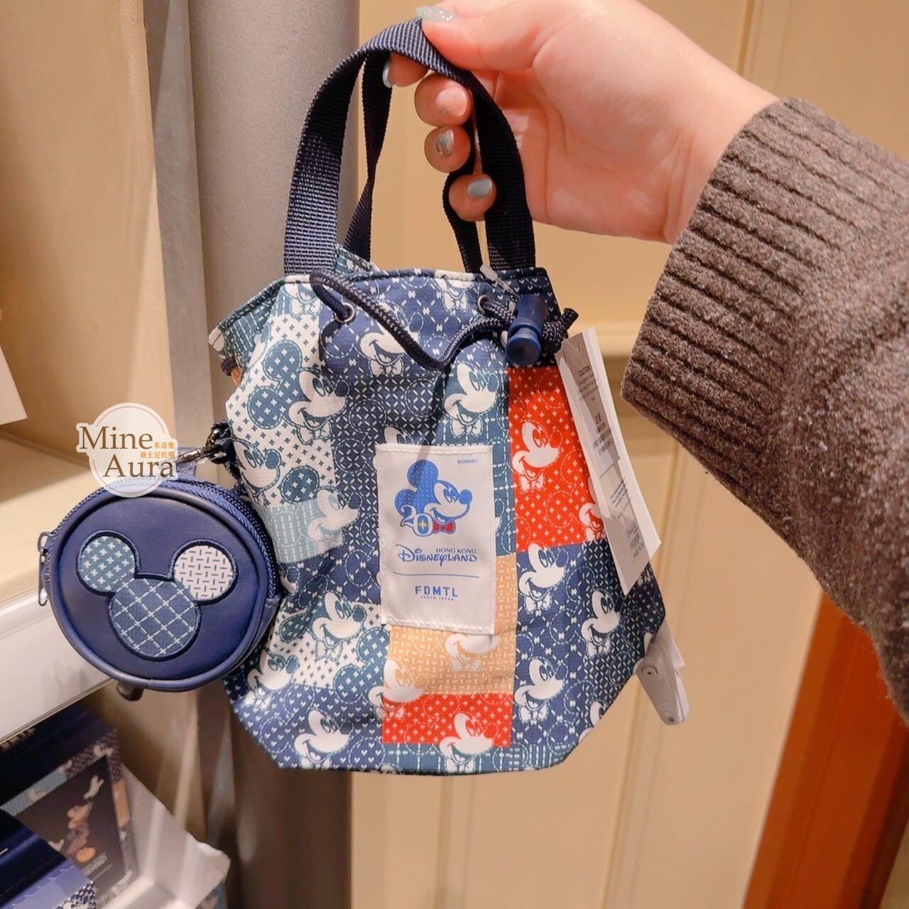 20周年奇妙派對 FDMTL 設計師系列 米奇 Mickey 滿版圖案 束口 手提包 斜背包 -香港迪士尼樂園