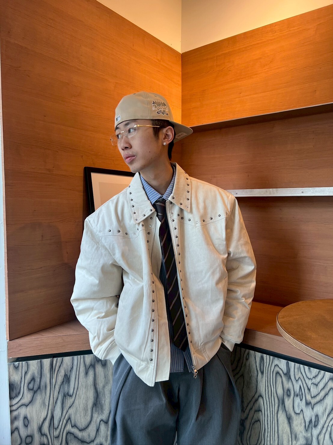 《K》鉚釘寶石鋪棉夾克外套