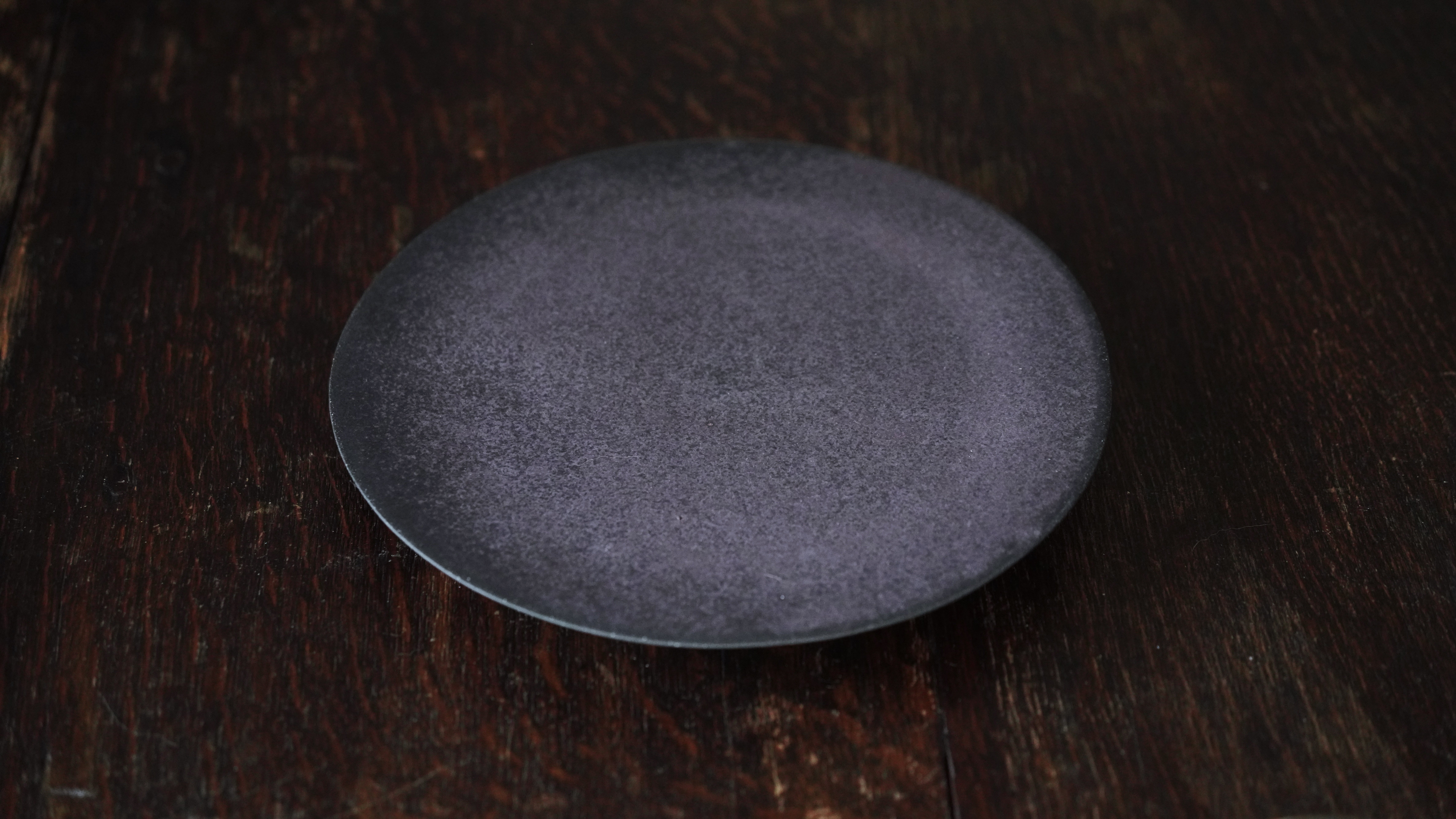 魂生製器 Húnshēn +  ｜魂之暮｜ 高台平盤 M ｜ 深暮