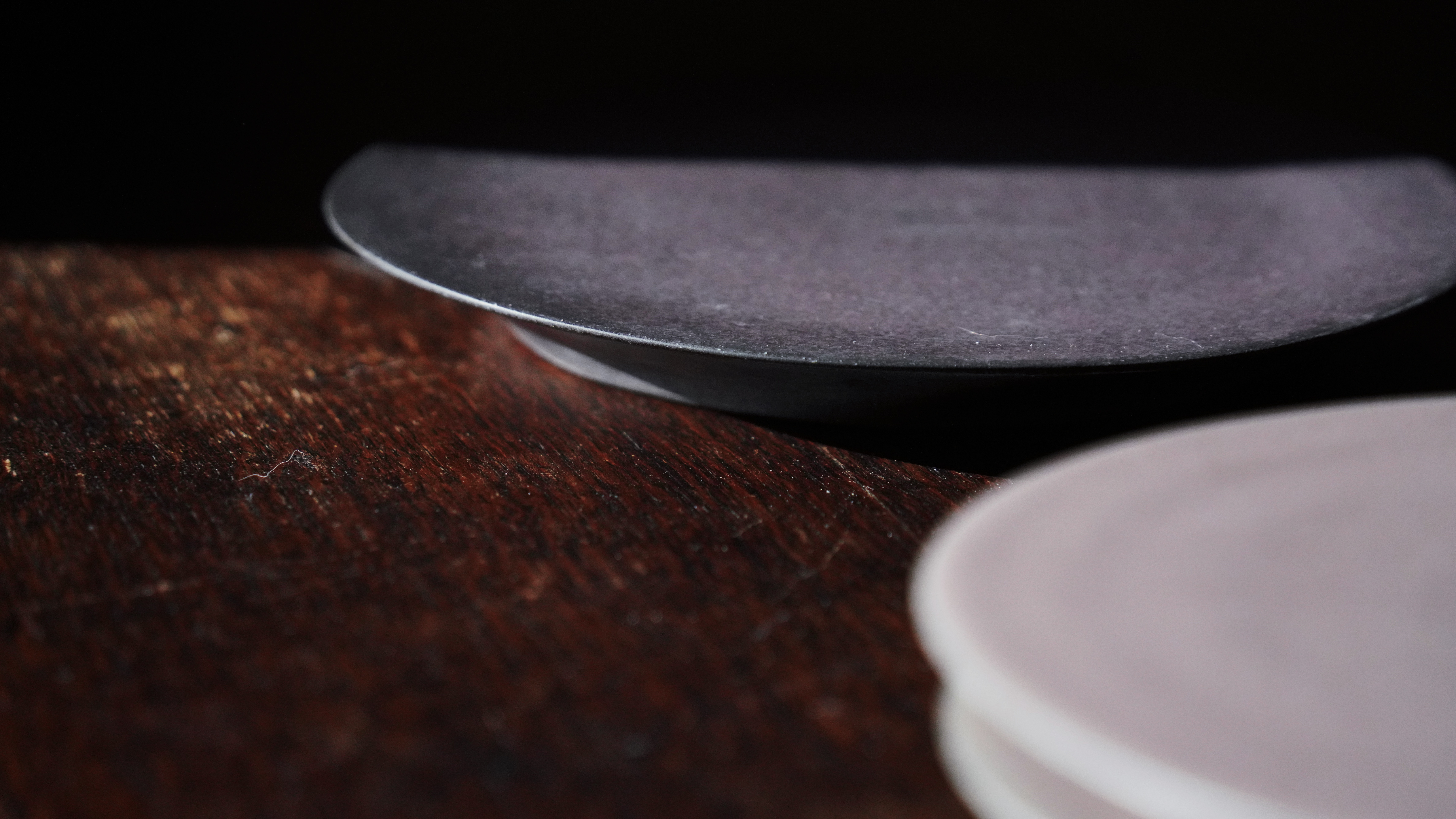 魂生製器 Húnshēn +  ｜魂之暮｜ 高台平盤 M ｜ 深暮