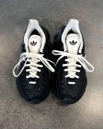 (宋雨綺同款) Adidas Originals Ozvenuz 浮蝶鞋 黑白 小香風 菱格紋 厚底 老爹鞋 KJ3972