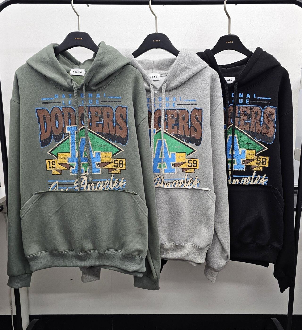 英文字圖案連帽衛衣 HD-062T