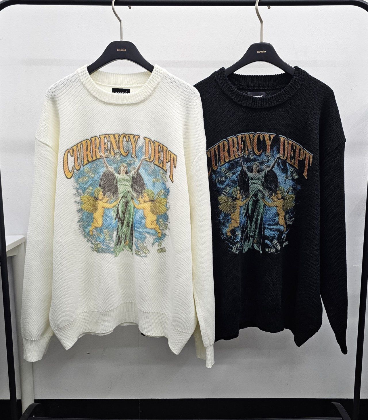 英文字圖案針織衫 HD-065T