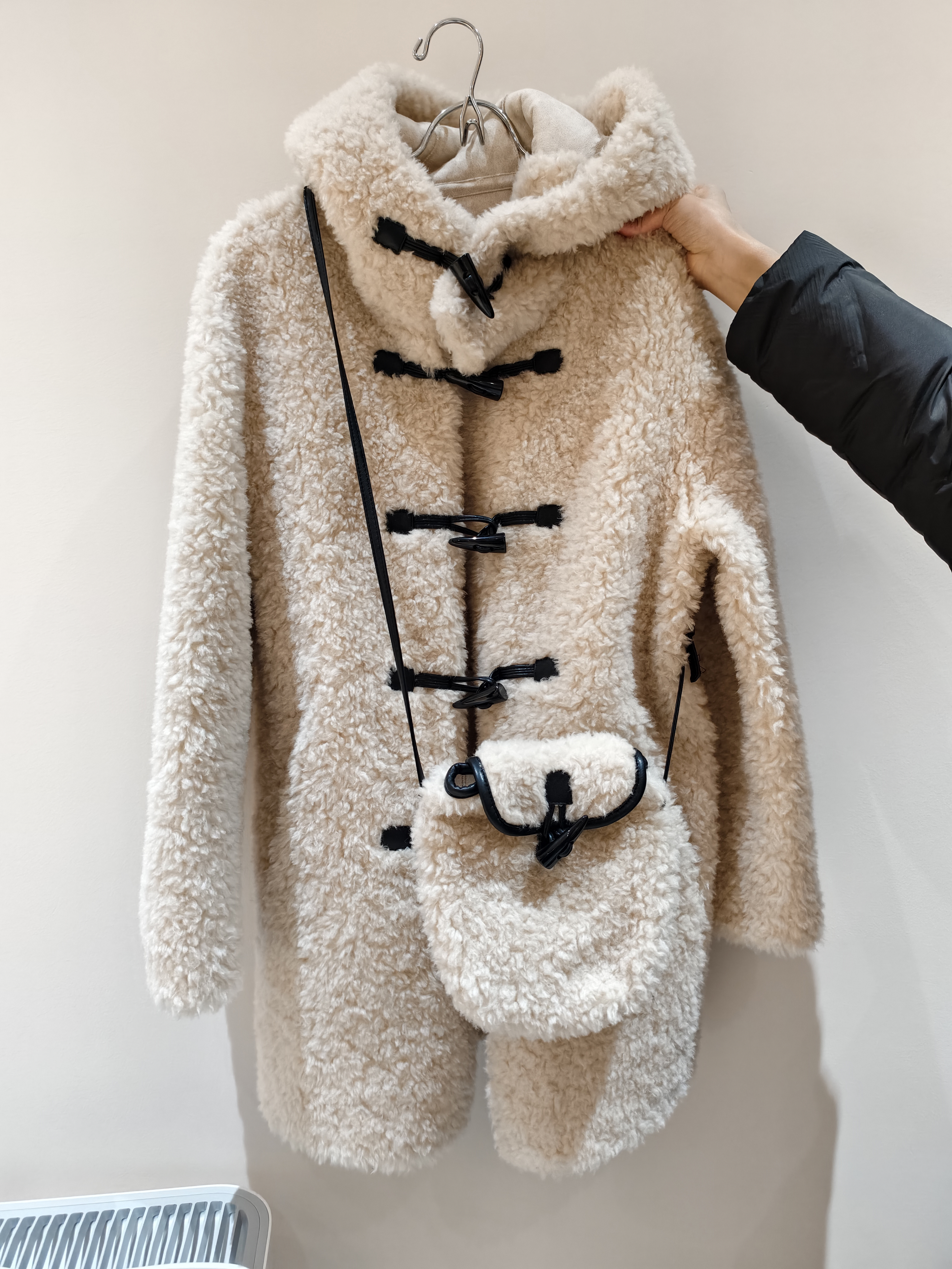 0109An92-春節靚衫-白色外套 (圖片不包括手袋)（A92）