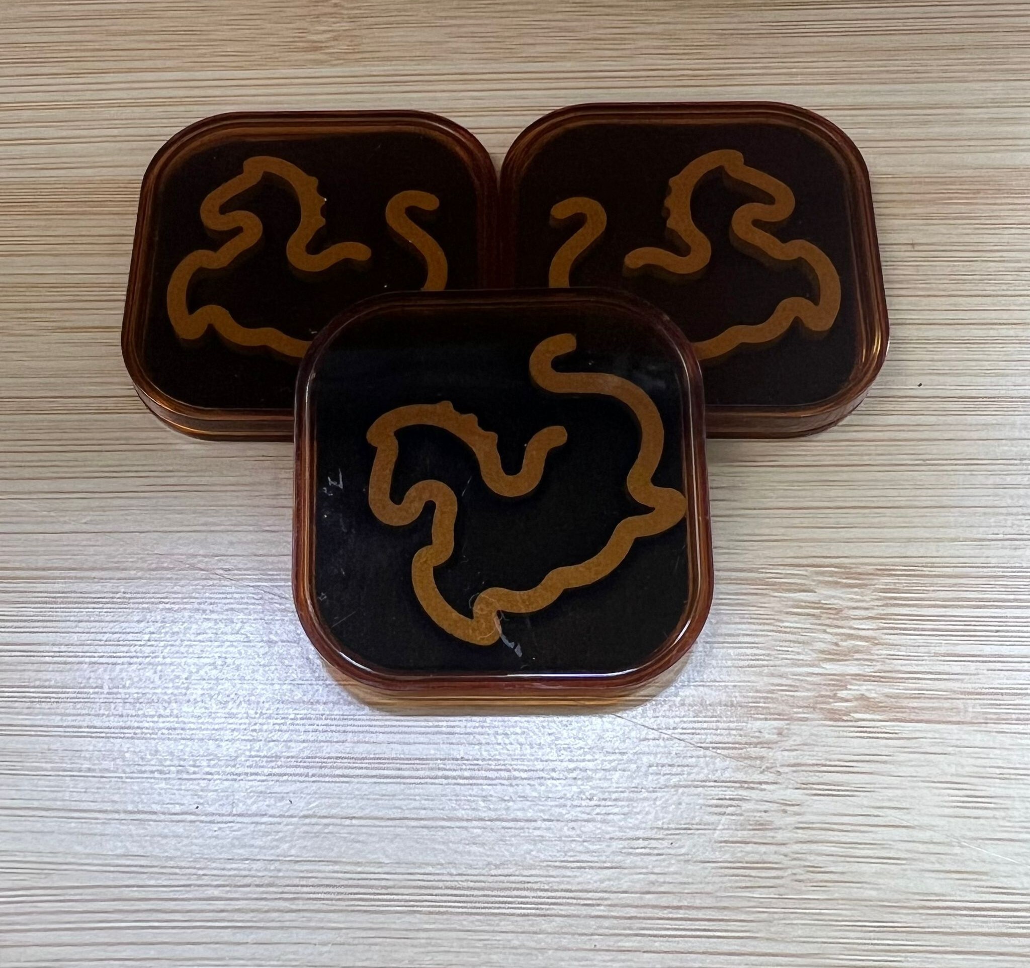 MQ24 新年馬到功成沉香 3個