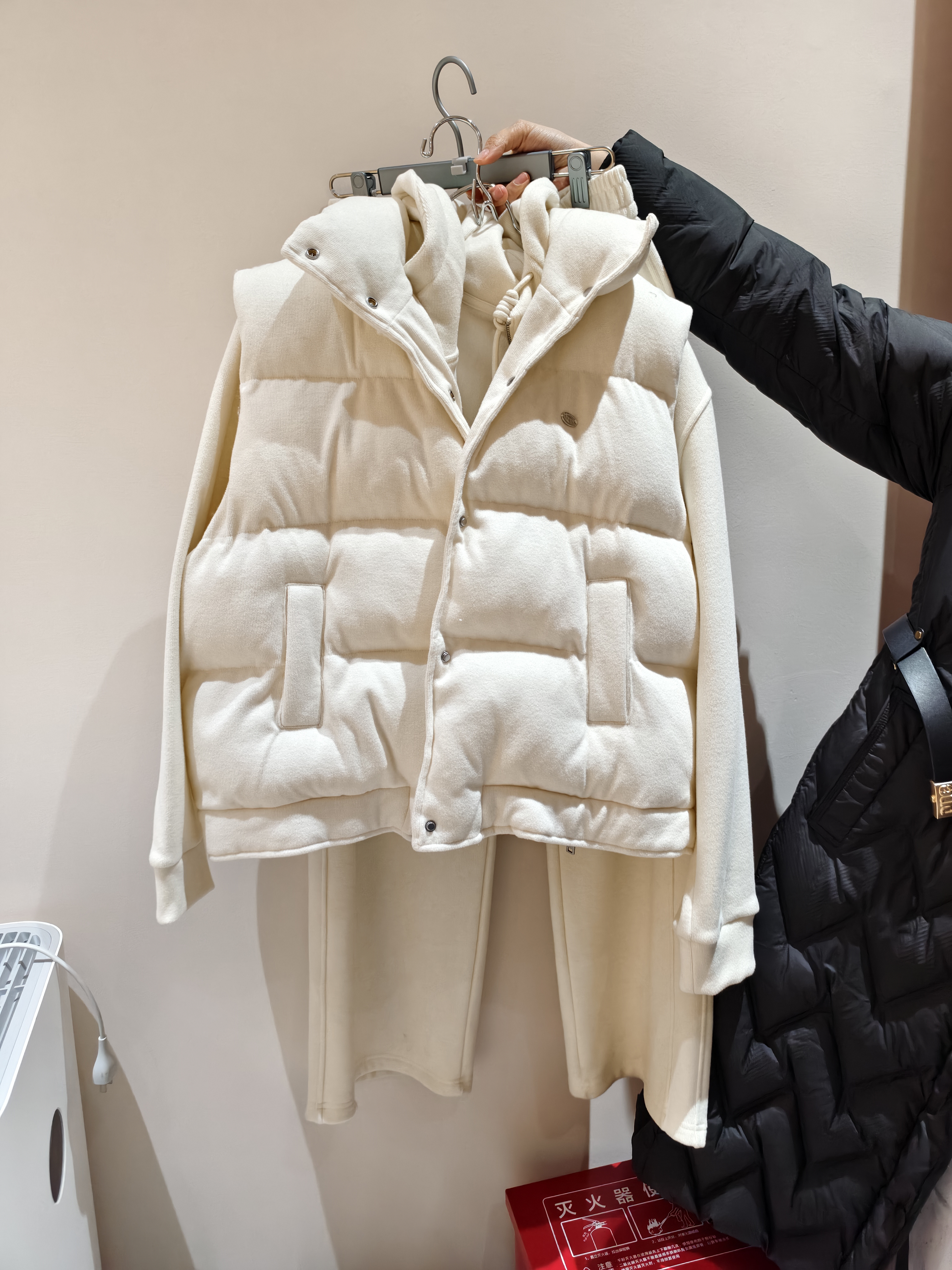 0109An107-春節靚衫-厚背心套装 (米/粉紅/灰色)（A107）