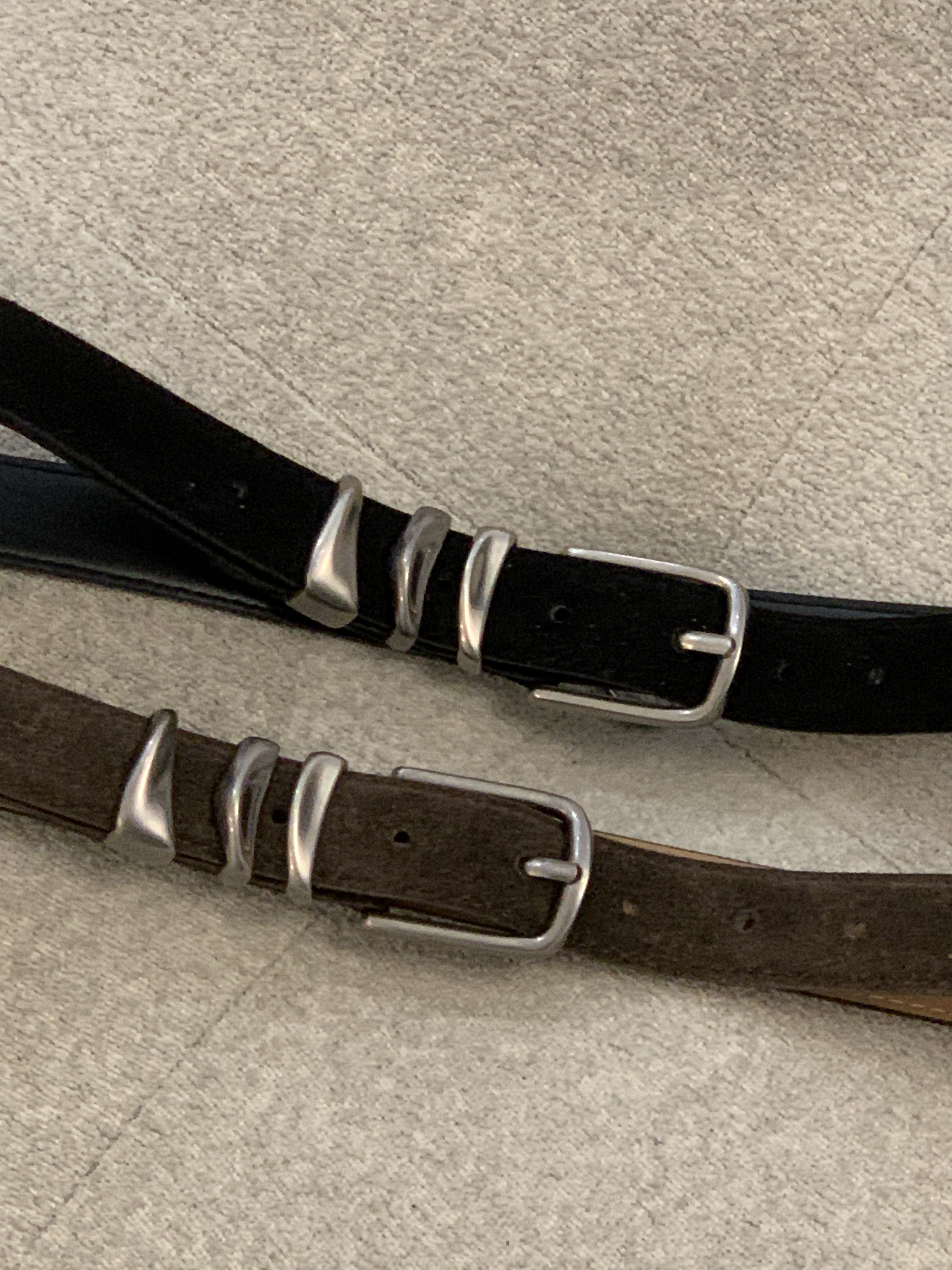 麂皮不規則釦環皮帶