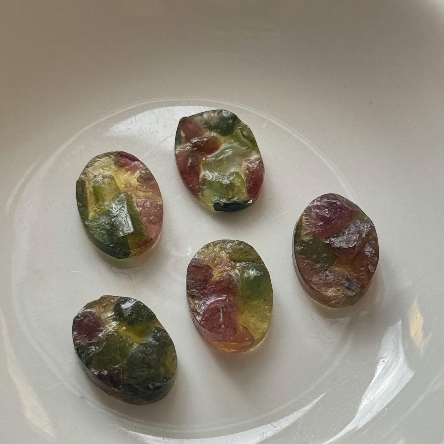 [原石] 西瓜碧璽（灌膠貼合加工） 水晶蛋面