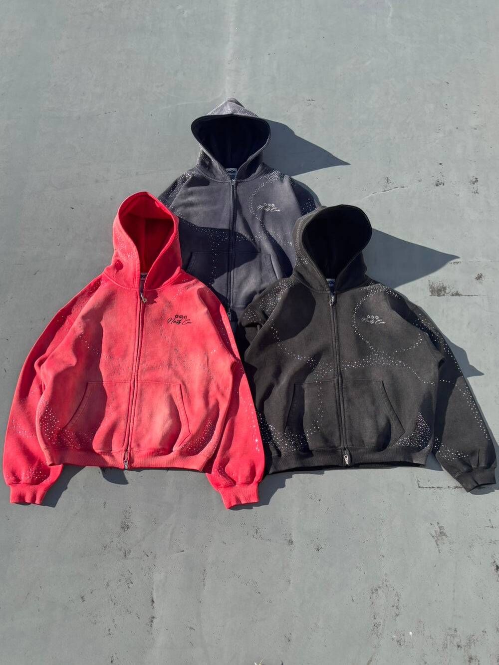 【9090】0110發售 Bullet Logo Rhinestone Zip Hoodie