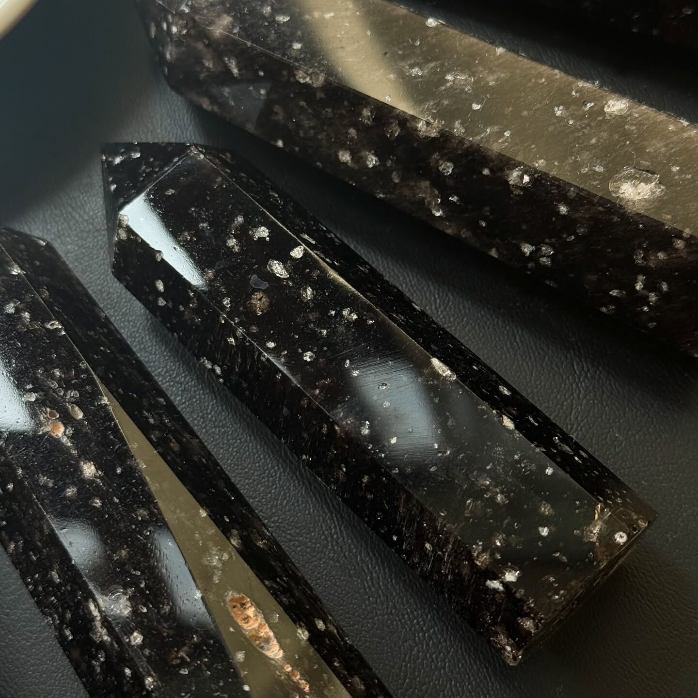 [原石] 阿帕契之淚 水晶柱