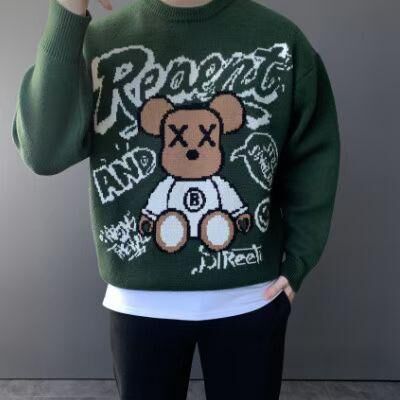 圓領熊仔圖案英文字針織衫 BARON-136T