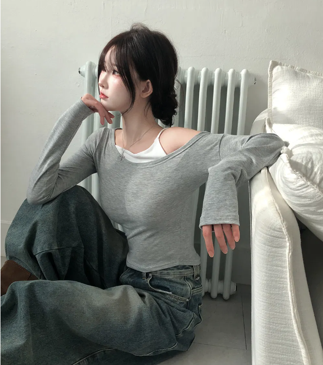 秋冬預訂｜修身不對稱撞色拼接露肩長袖上衣