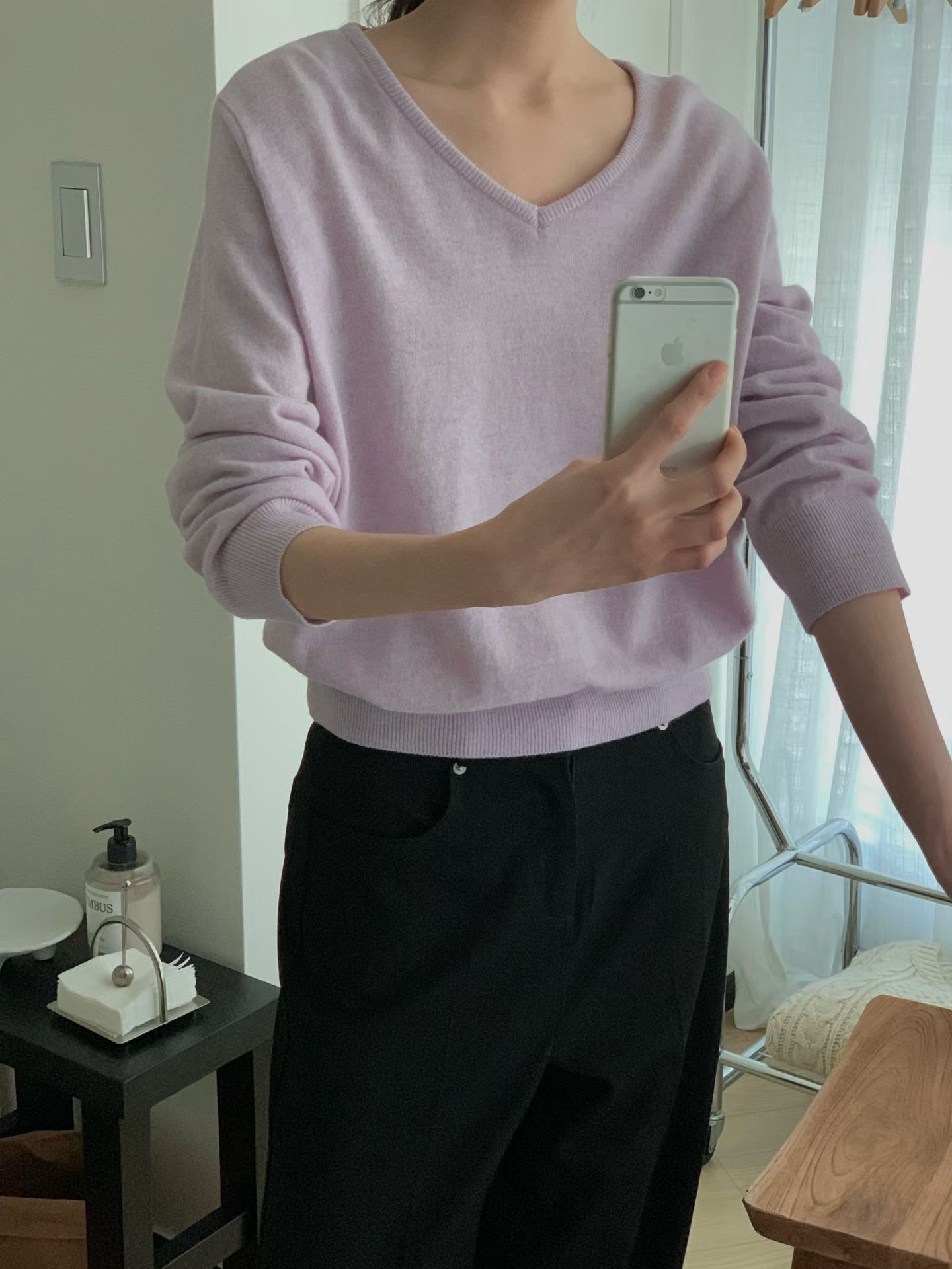 Cashmere V neck soft knit