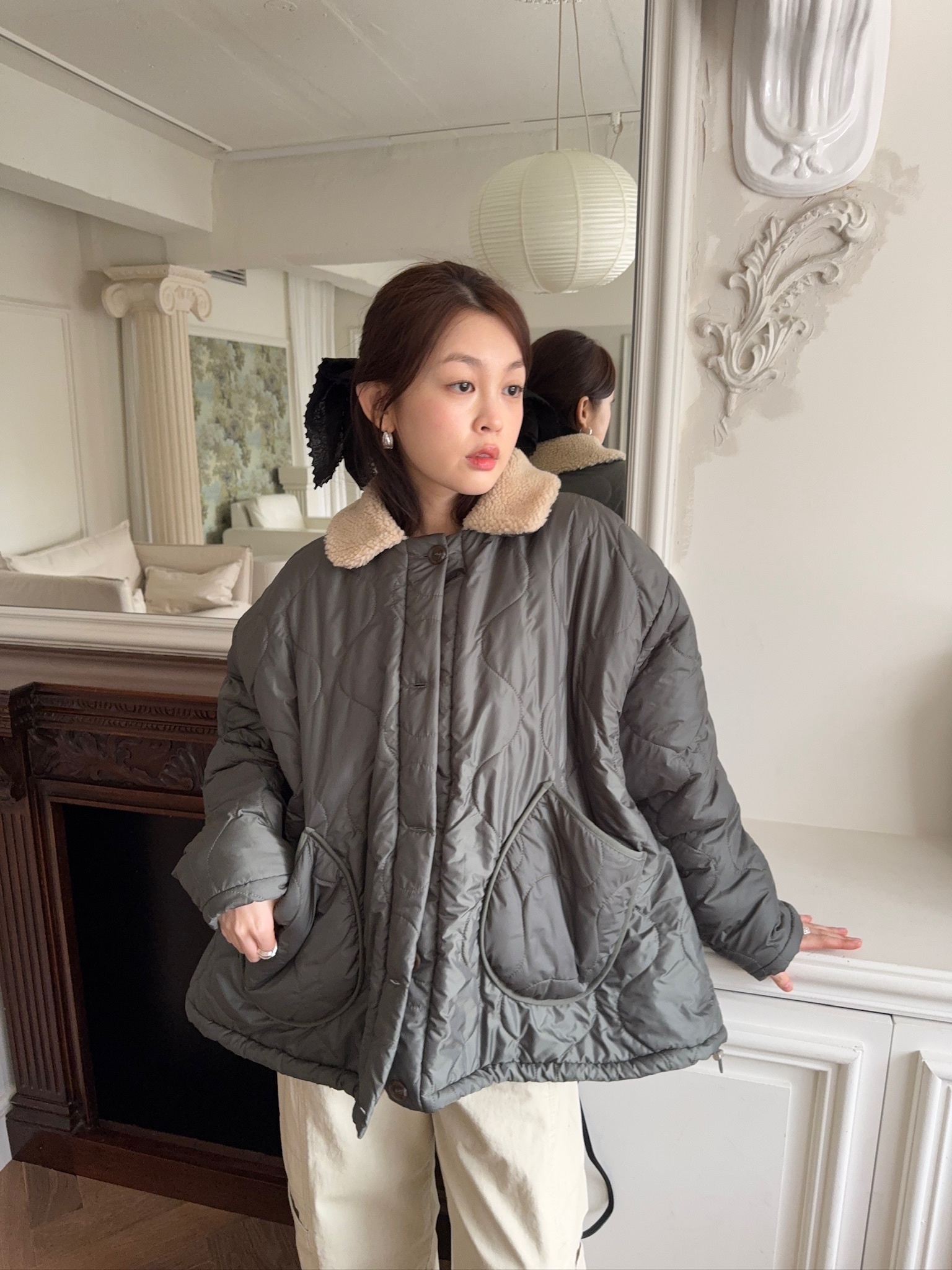 J08/ 菱格紋翻領內羔毛外套