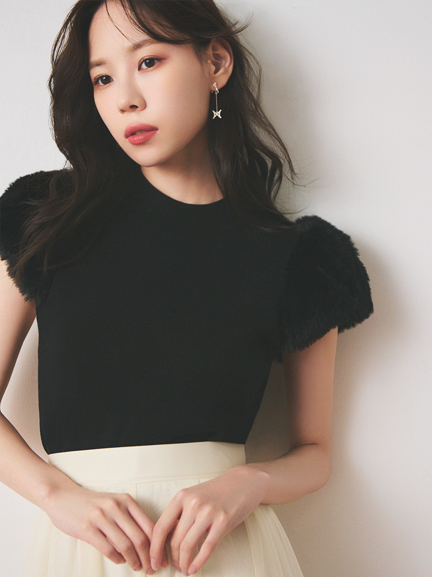 [預購] 折扣CELFORD 絲混短版毛絨袖針織衫