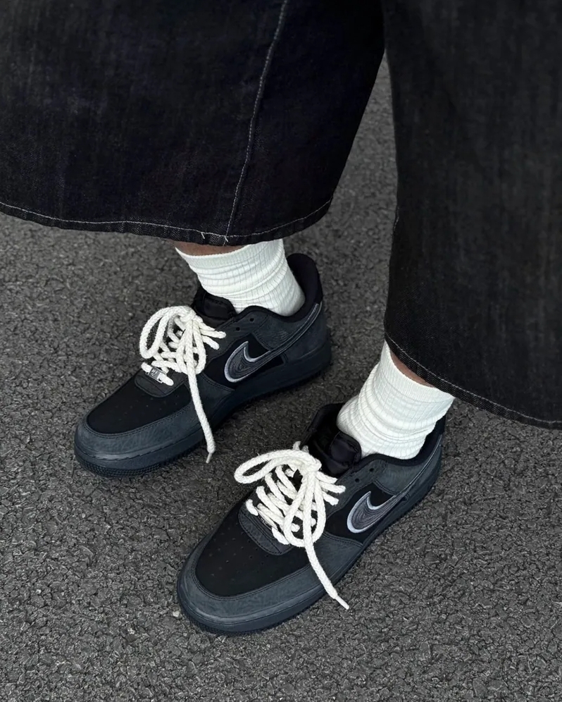 <國外限定> NIKE AIR FORCE 1 AF1 皮革拼接 刺繡 黑瑪瑙 IB6842002