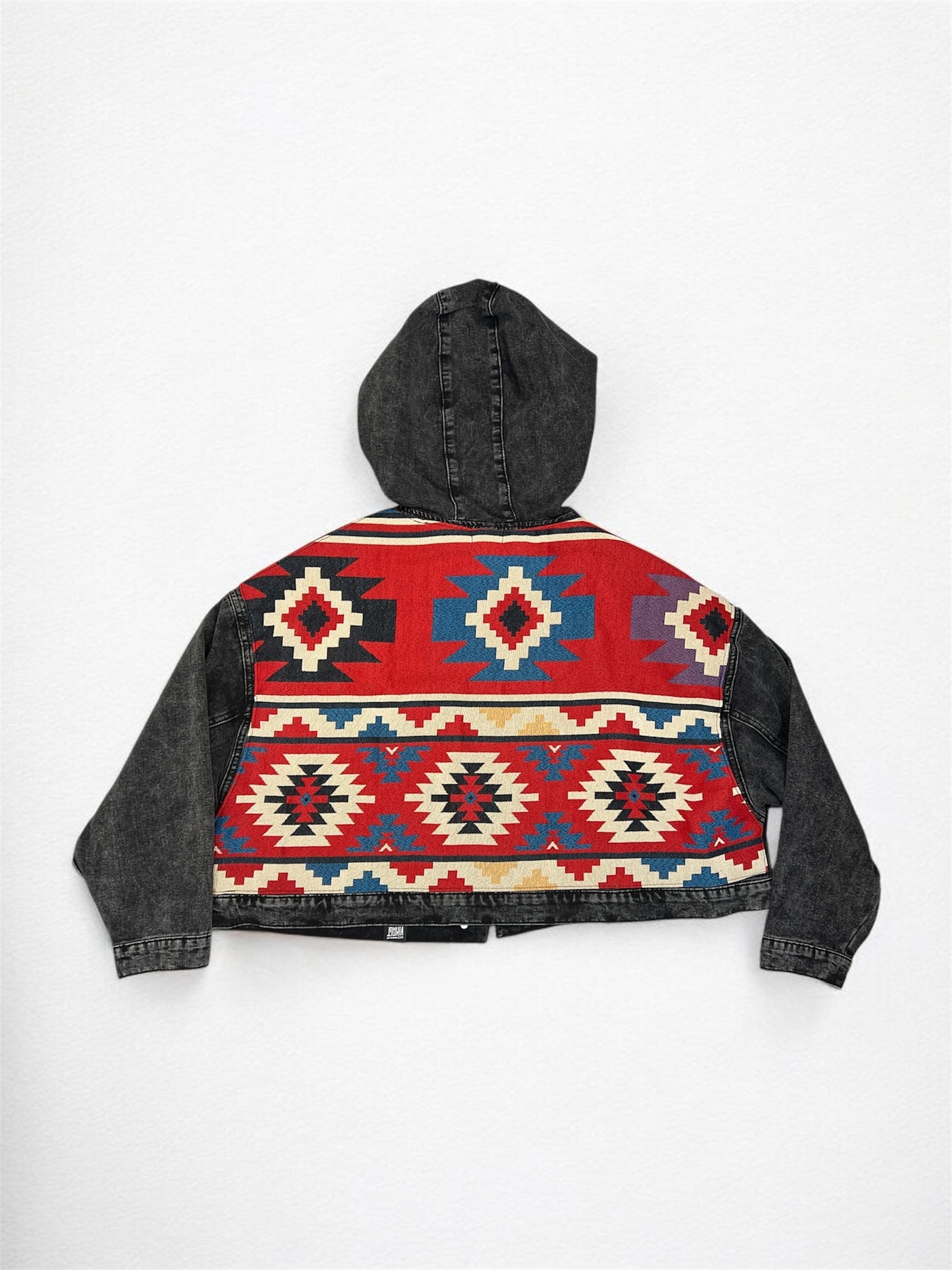 Annstudio / 連帽圖片拼接丹寧外套 / 水洗黑 / 大帽款