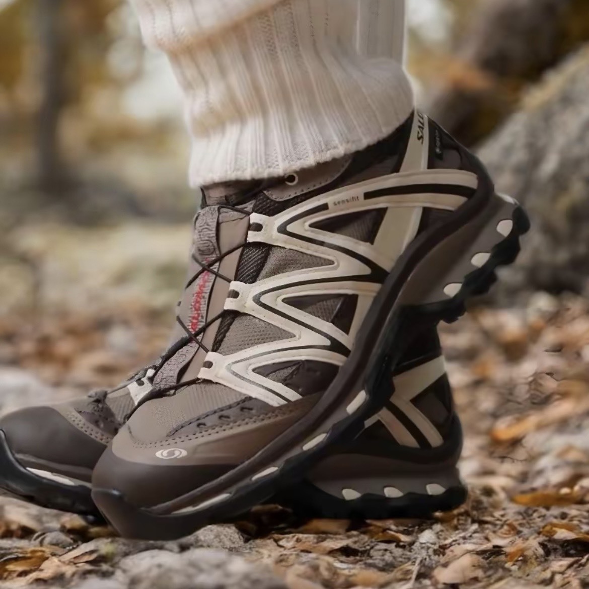 【代購】SALOMON XT-QUEST GTX「茶馬古道」｜馬年限定 CNY 新年款｜GORE-TEX 防水戶外機能鞋｜男女同款｜鹽井赤