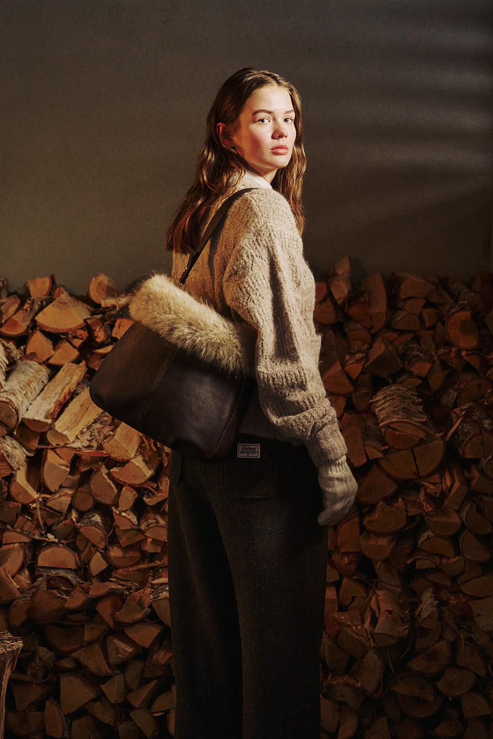 <韓國代購> FOLNUA PESA FUR BAG