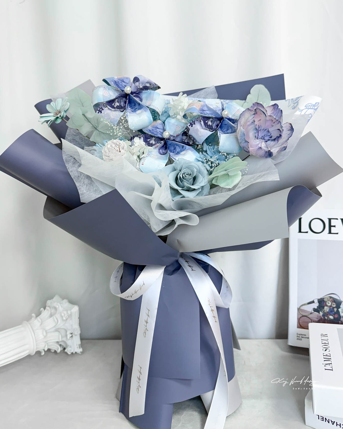 鈔票花花束．三朵